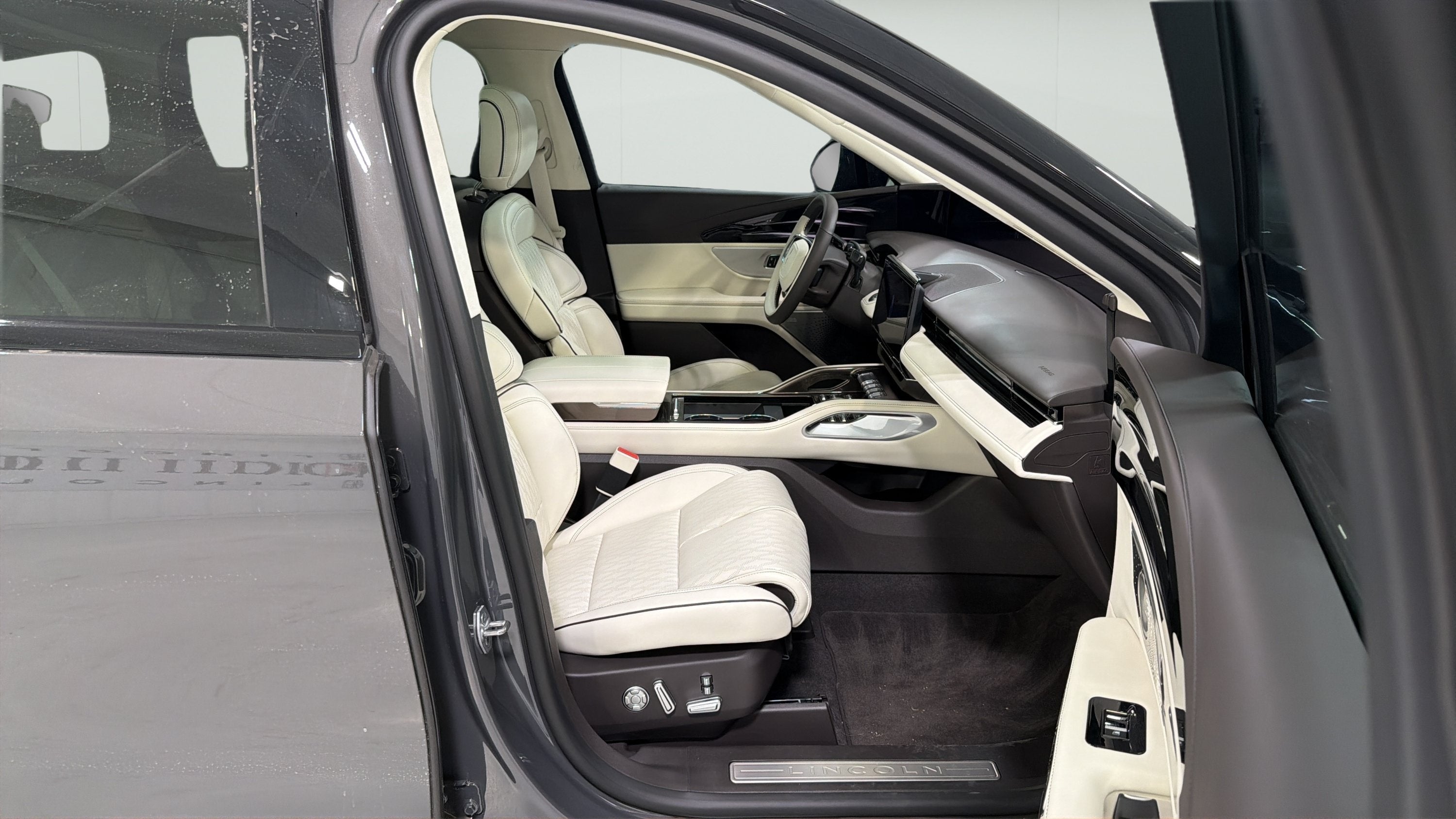 2026 Lincoln Nautilus Black Label Hybrid