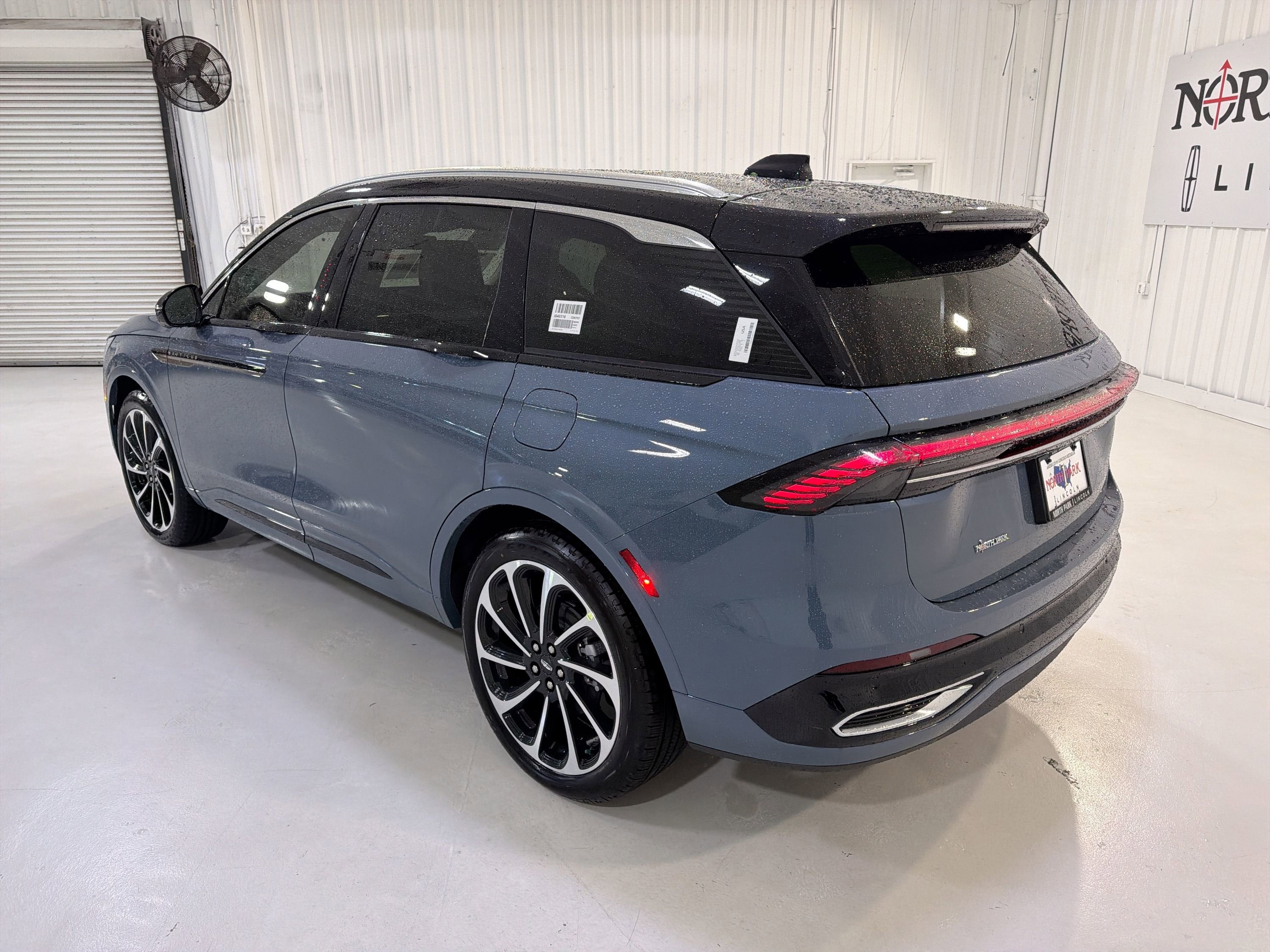 2026 Lincoln Nautilus Black Label Hybrid