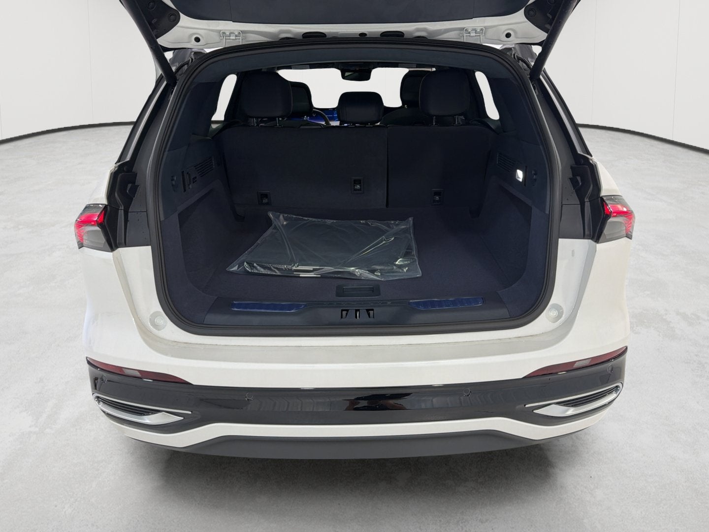 2026 Lincoln Nautilus Black Label Hybrid