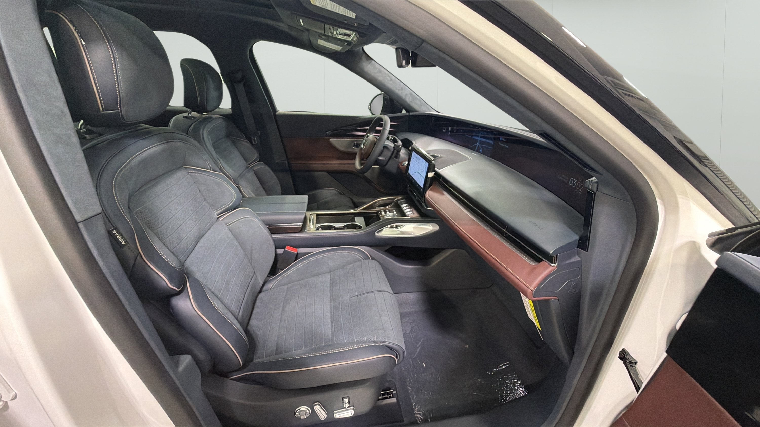 2026 Lincoln Nautilus Black Label Hybrid