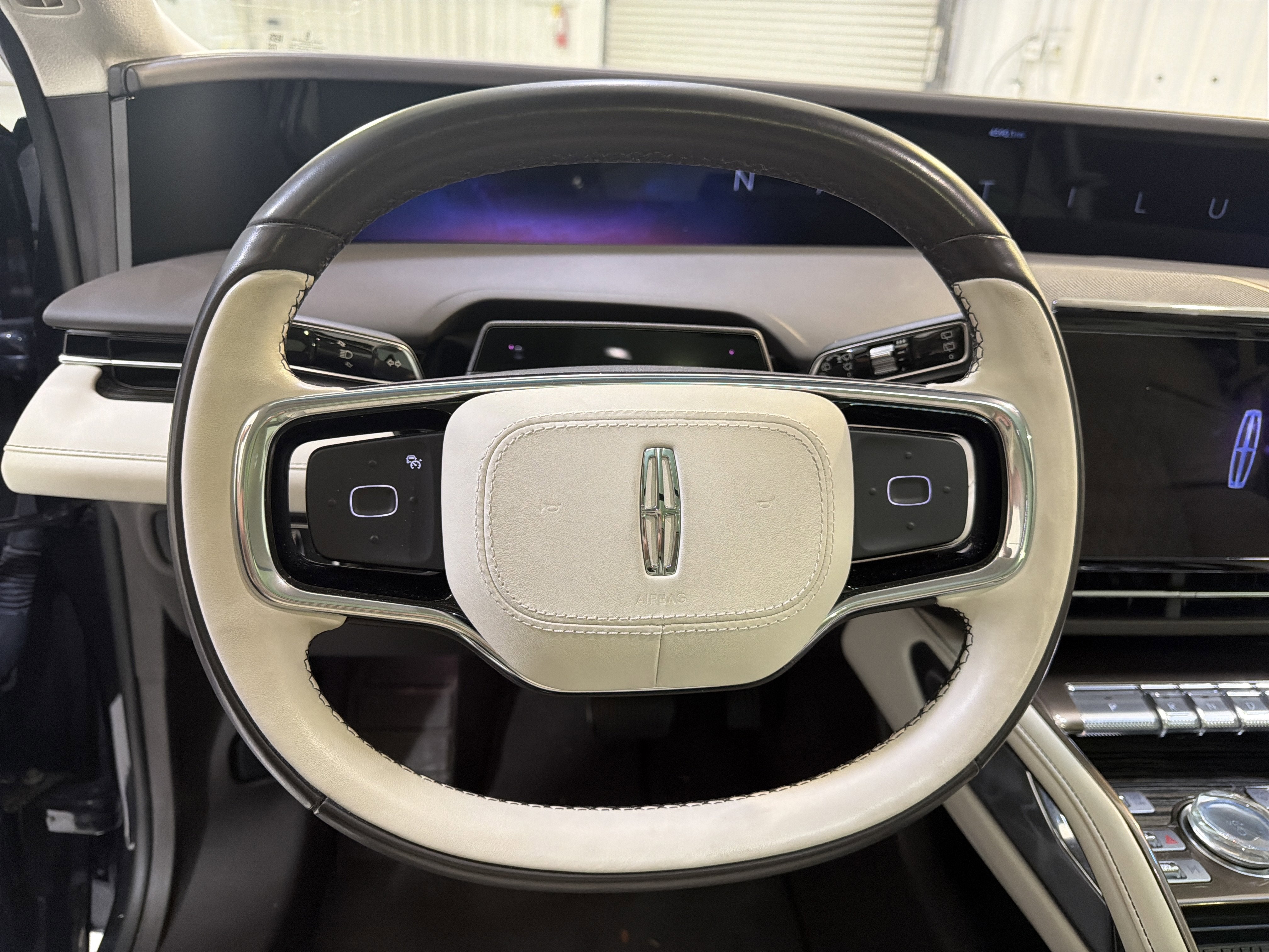 2024 Lincoln Nautilus Black Label
