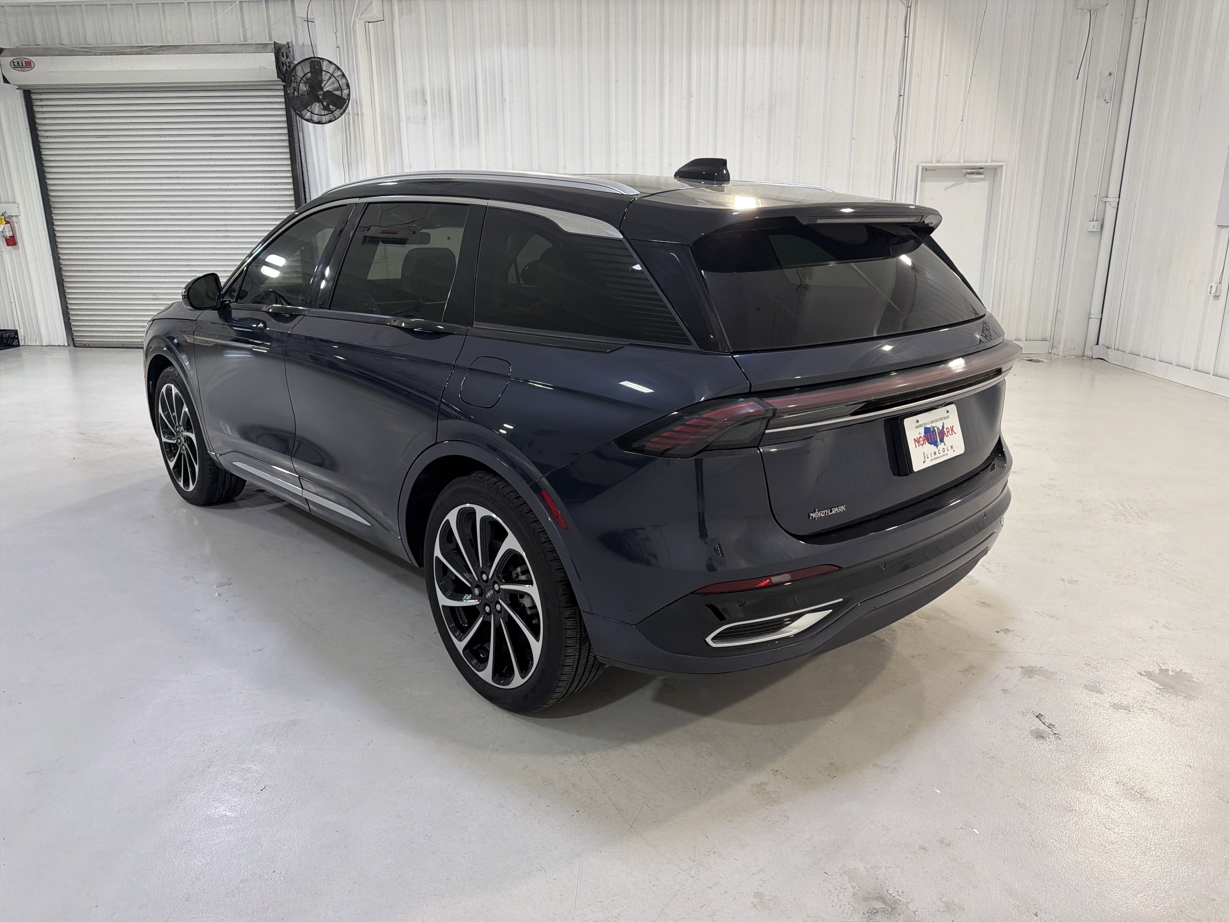 2024 Lincoln Nautilus Black Label