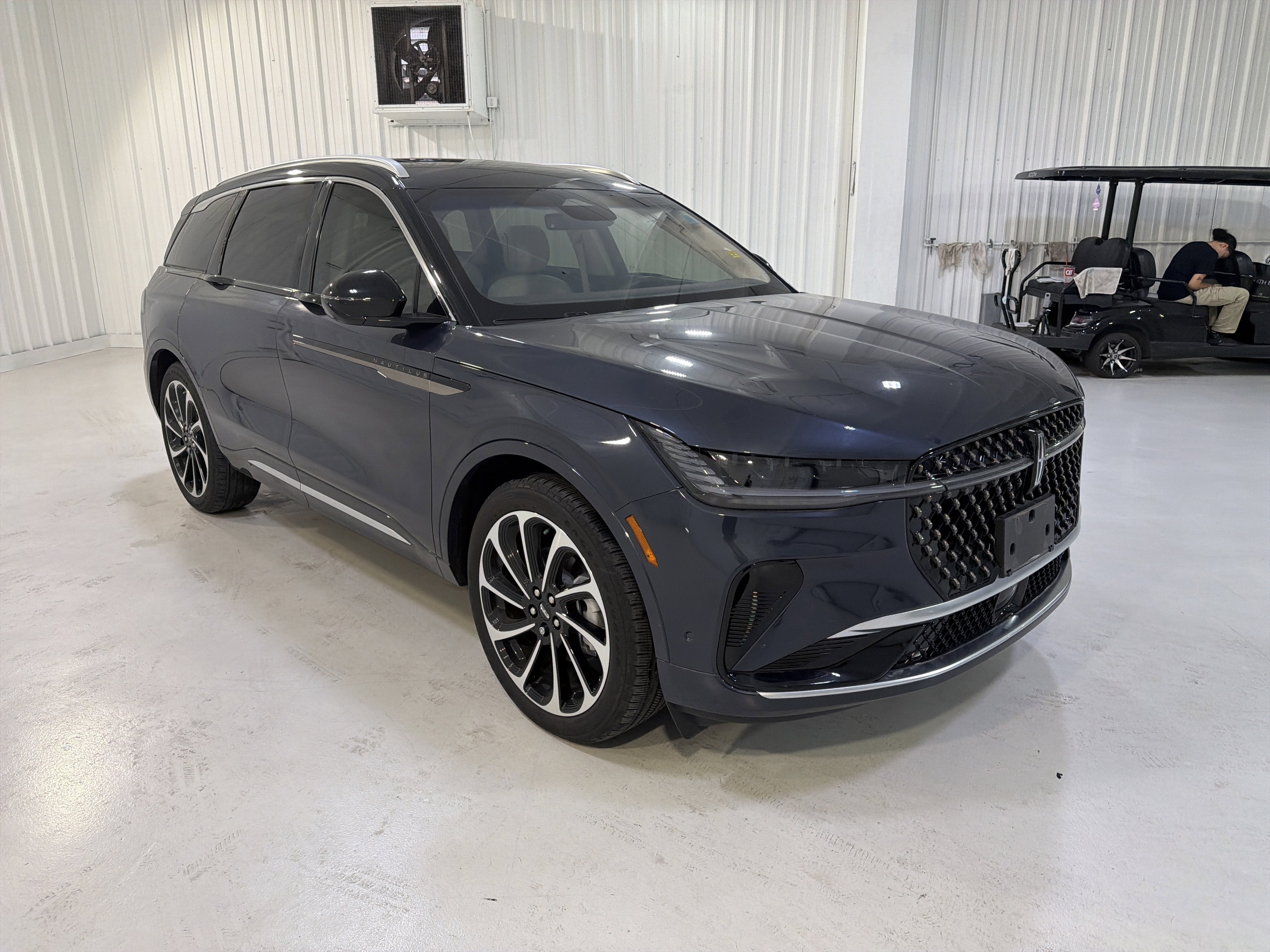 2024 Lincoln Nautilus Black Label