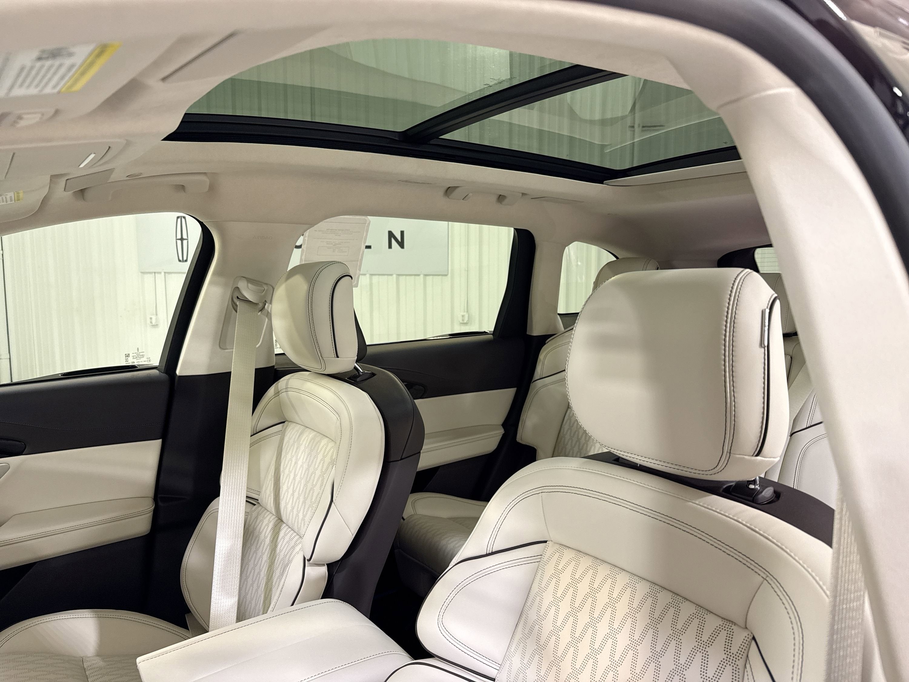 2025 Lincoln Nautilus Black Label Hybrid