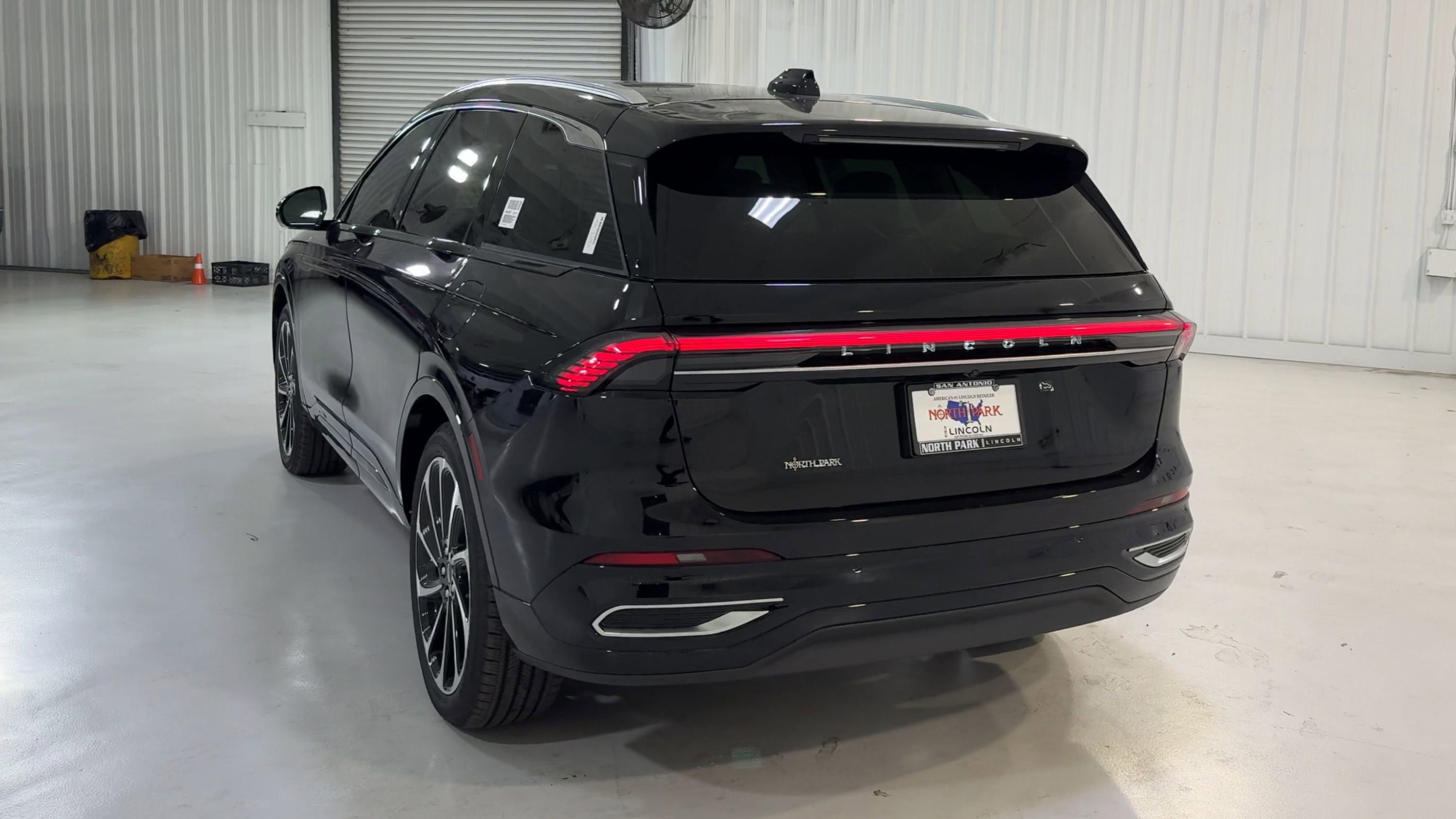 2025 Lincoln Nautilus Black Label Hybrid