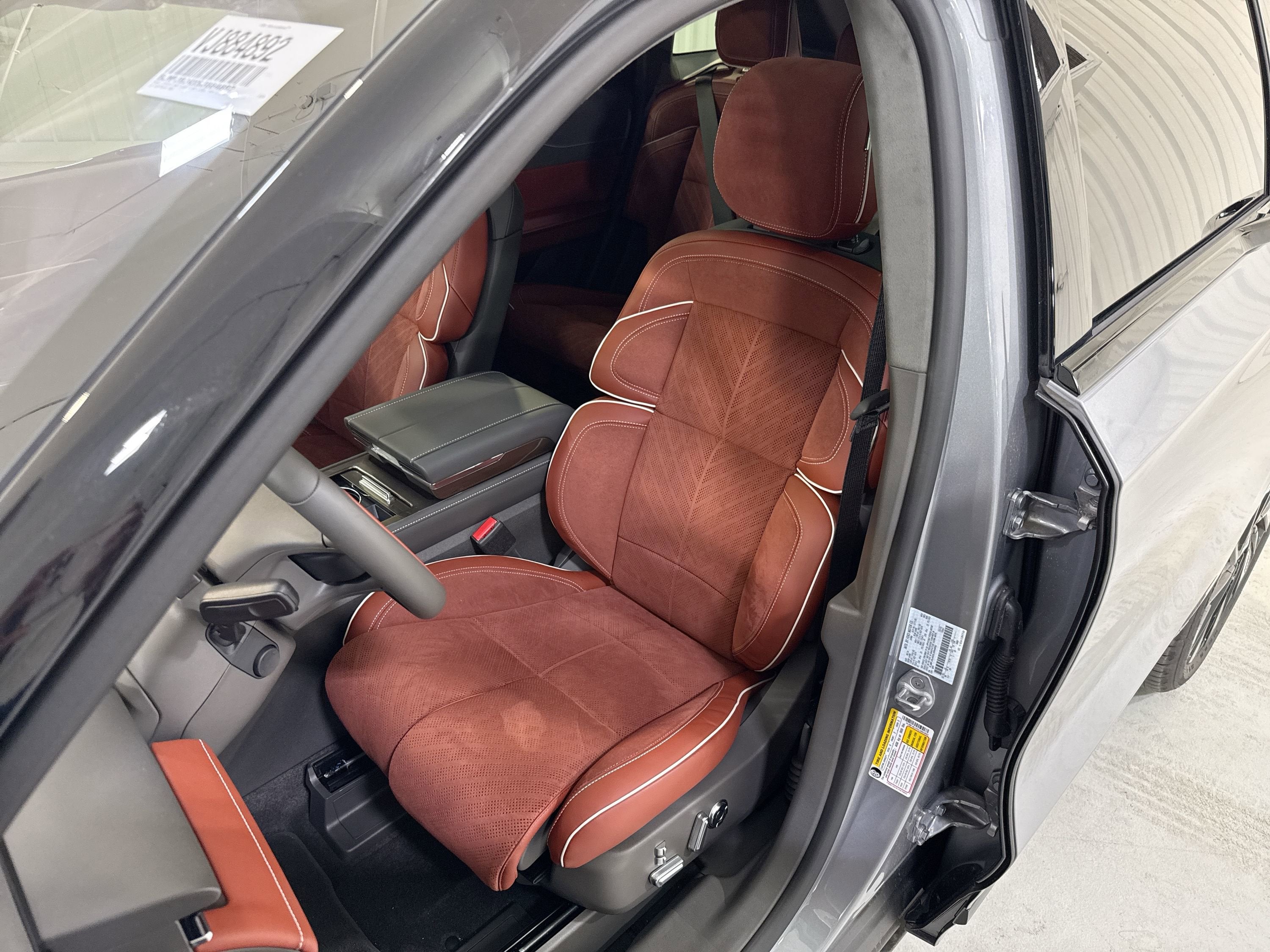 2025 Lincoln Nautilus Black Label Hybrid