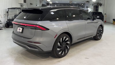 2025 Lincoln Nautilus Black Label Hybrid