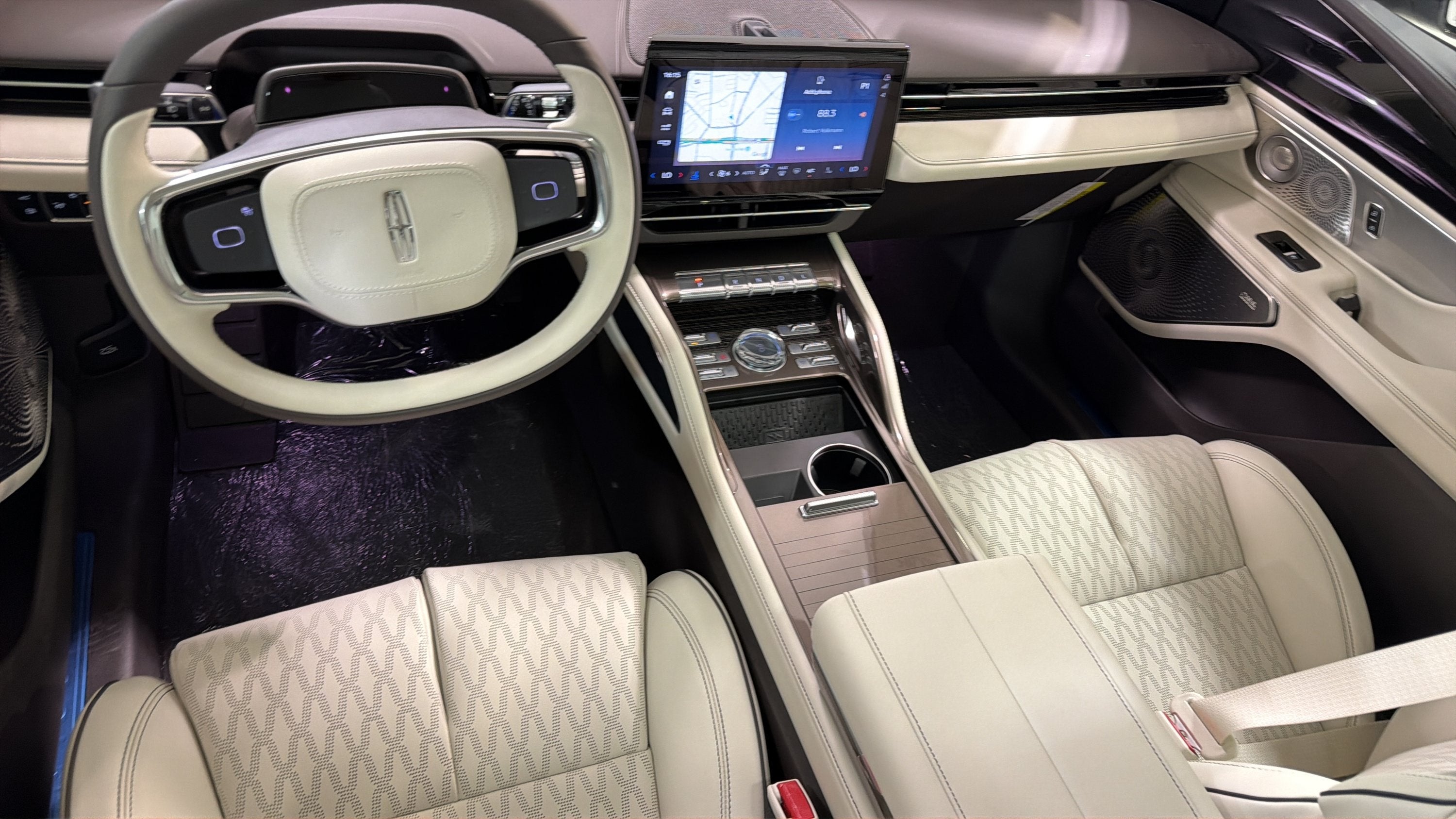 2026 Lincoln Nautilus Black Label Hybrid