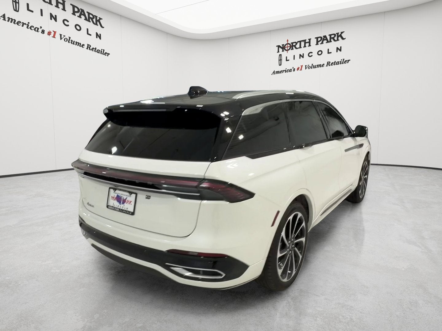 2026 Lincoln Nautilus Black Label Hybrid