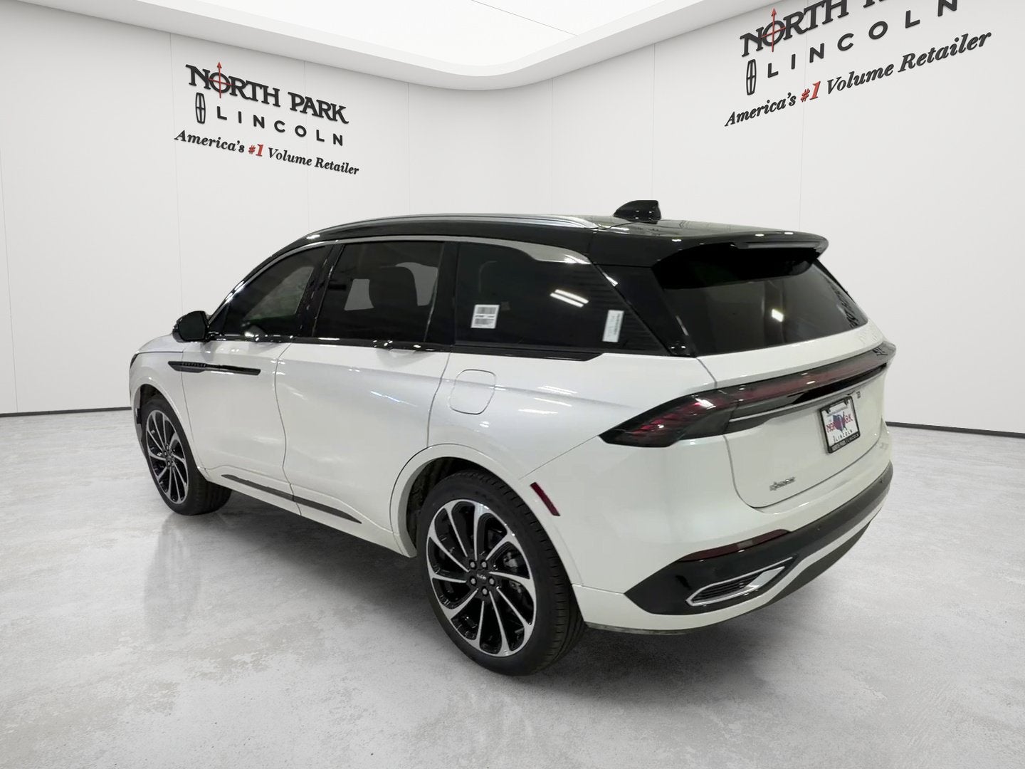 2026 Lincoln Nautilus Black Label Hybrid