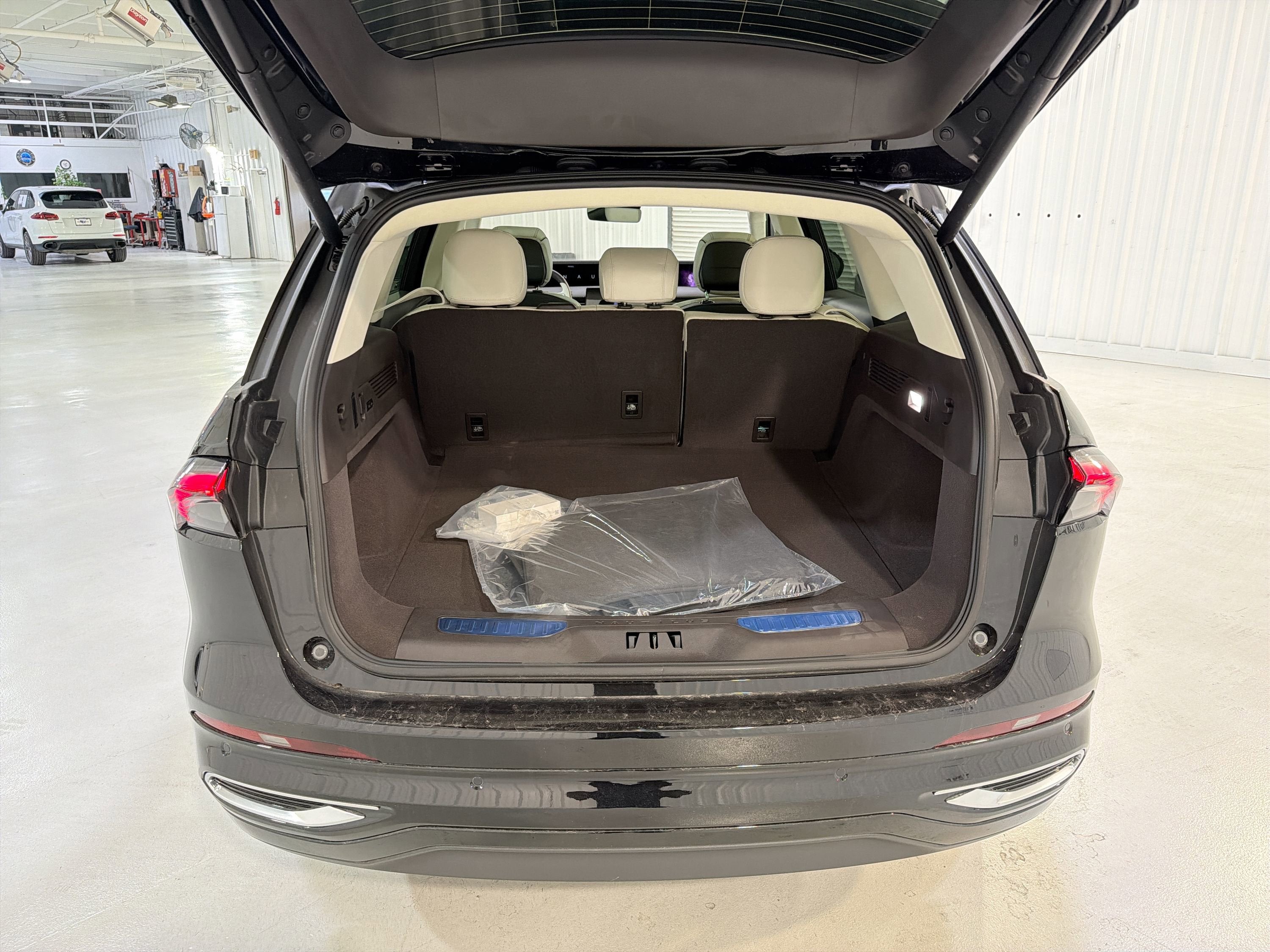 2026 Lincoln Nautilus Black Label