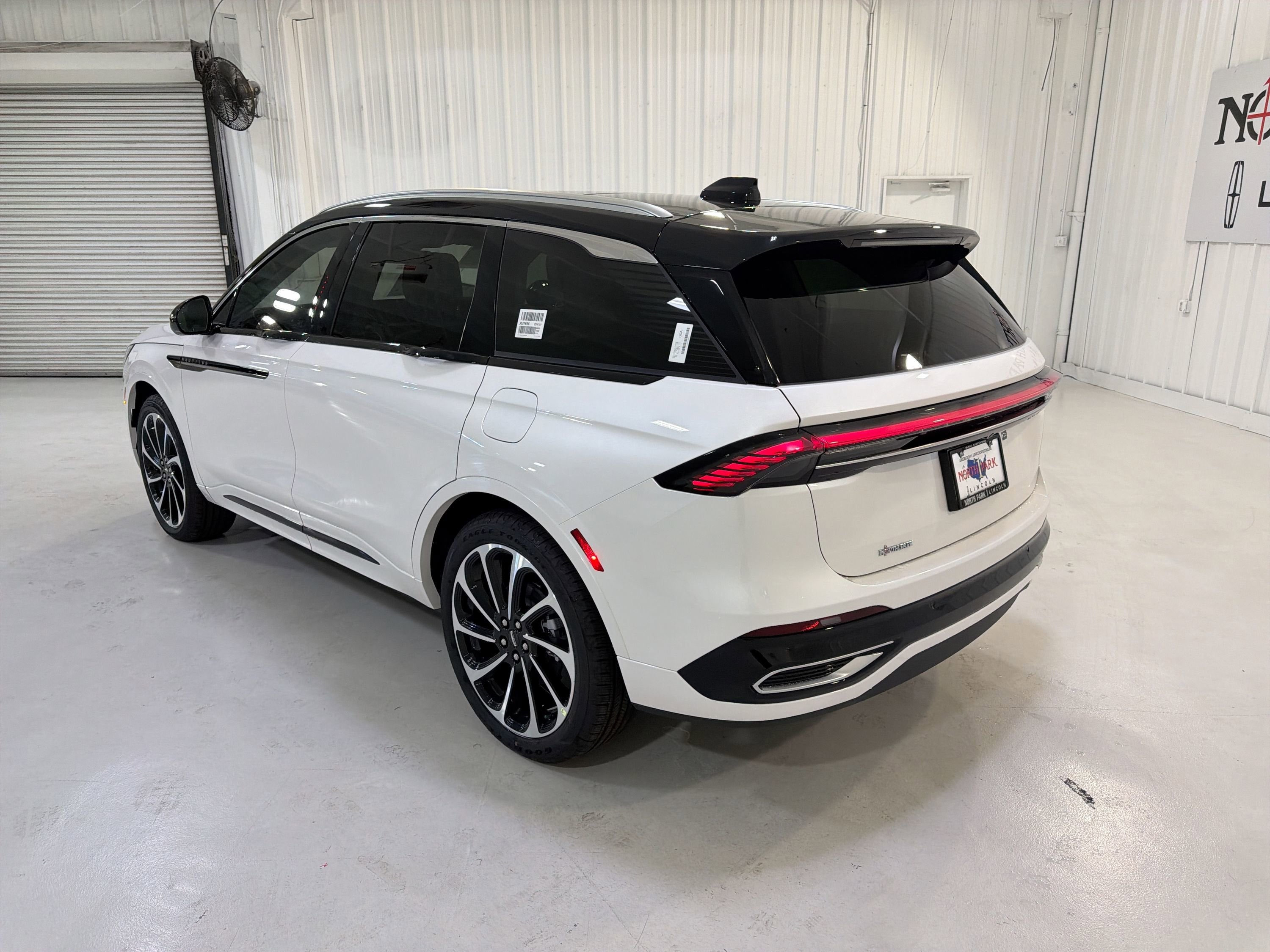 2026 Lincoln Nautilus Black Label