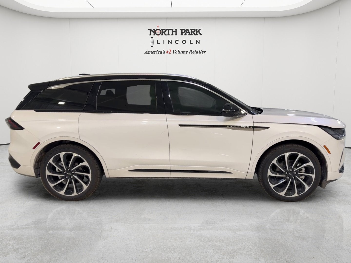 2026 Lincoln Nautilus Black Label