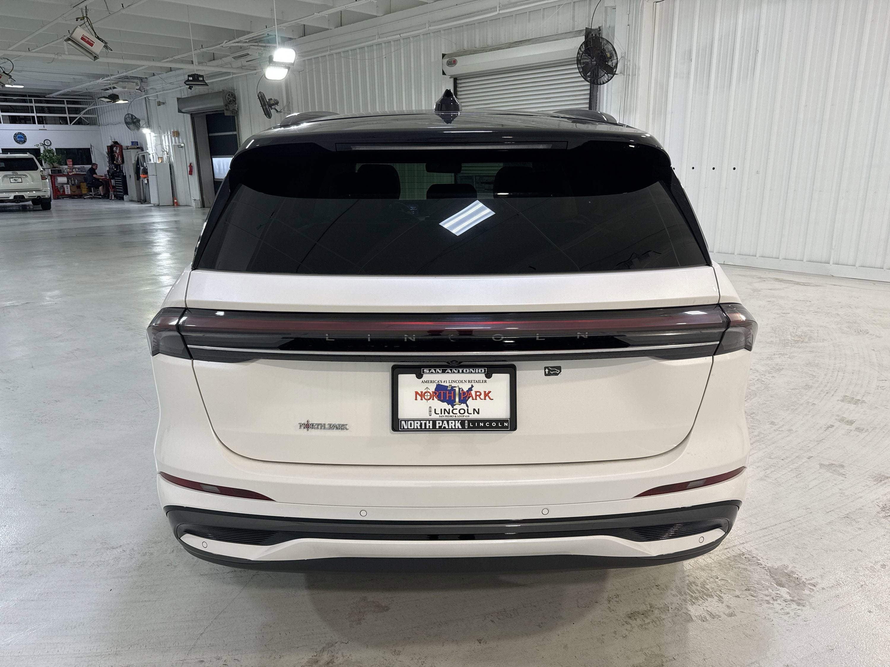 2026 Lincoln Nautilus Black Label