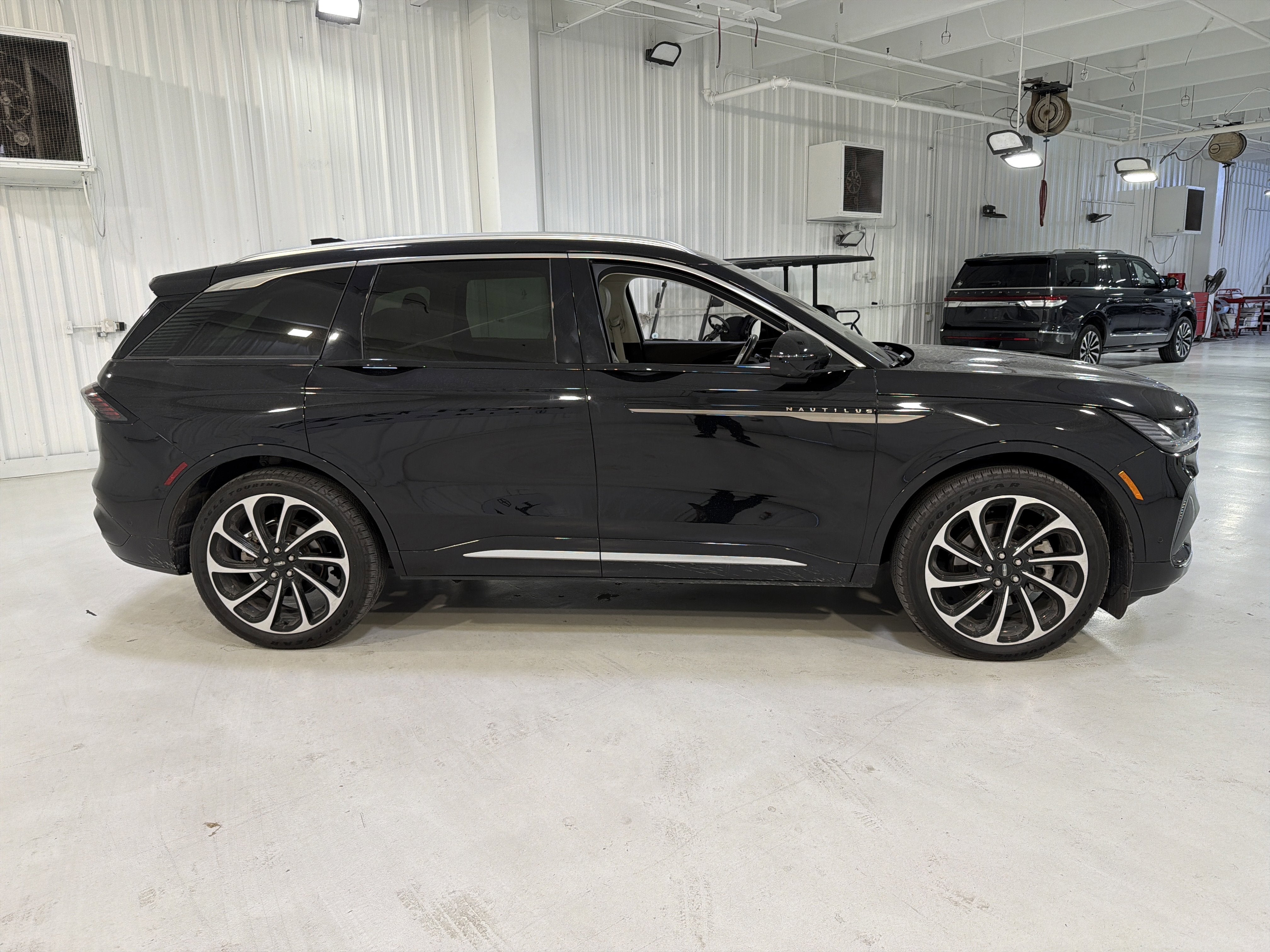 2024 Lincoln Nautilus Black Label