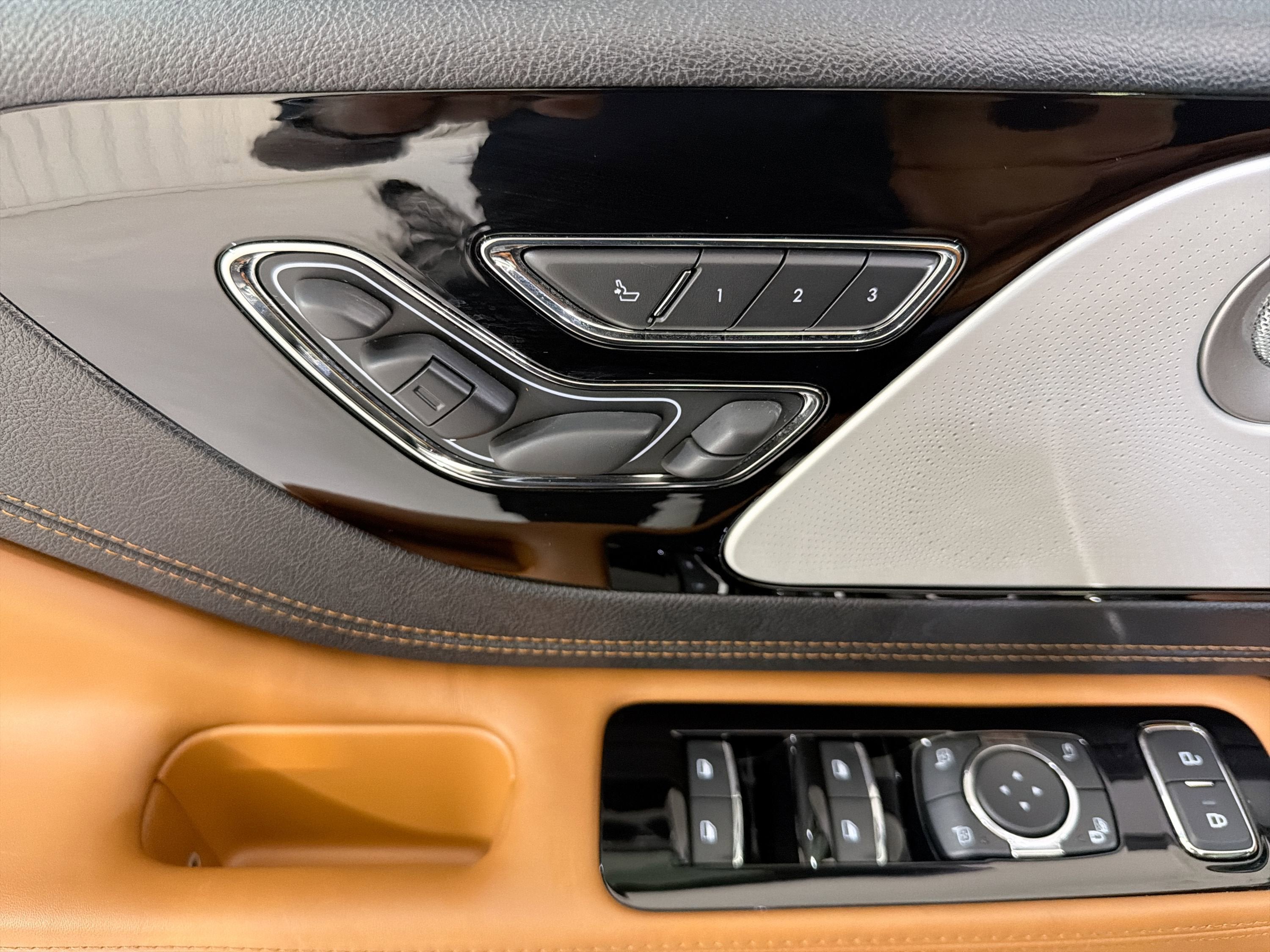 2023 Lincoln Aviator Black Label Grand Touring