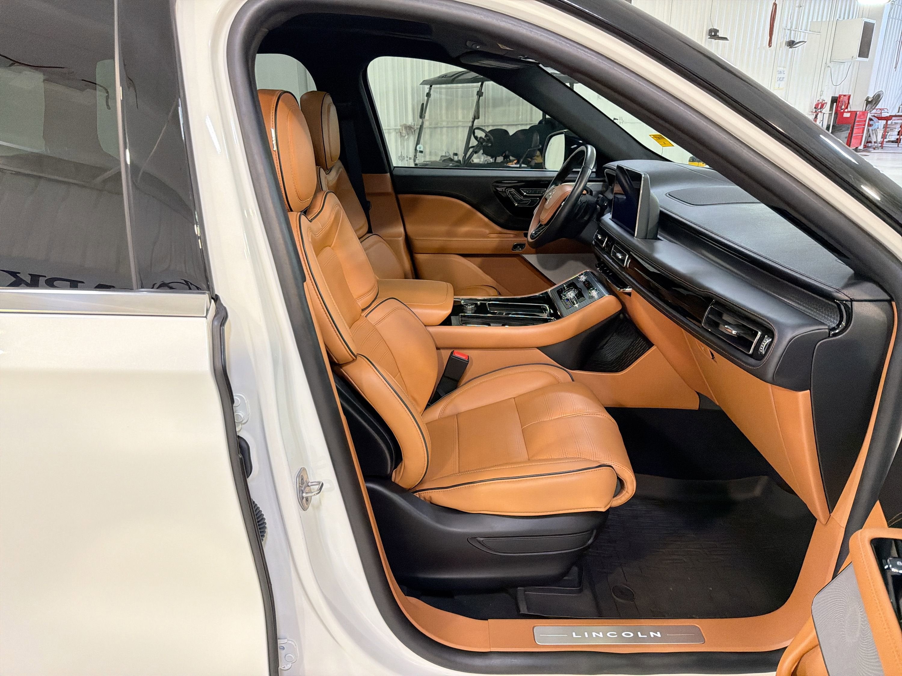 2023 Lincoln Aviator Black Label Grand Touring