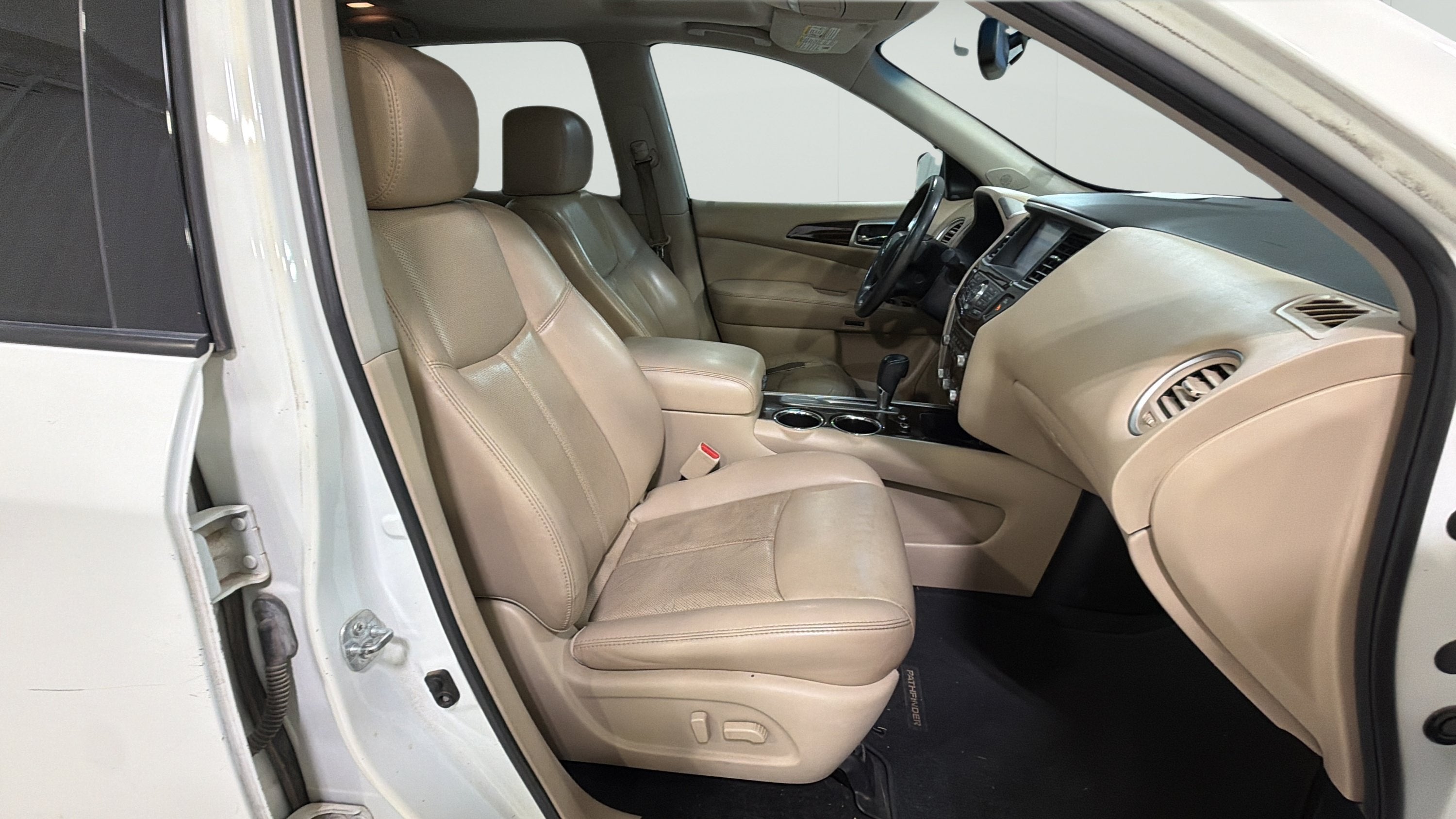 2016 Nissan Pathfinder Platinum