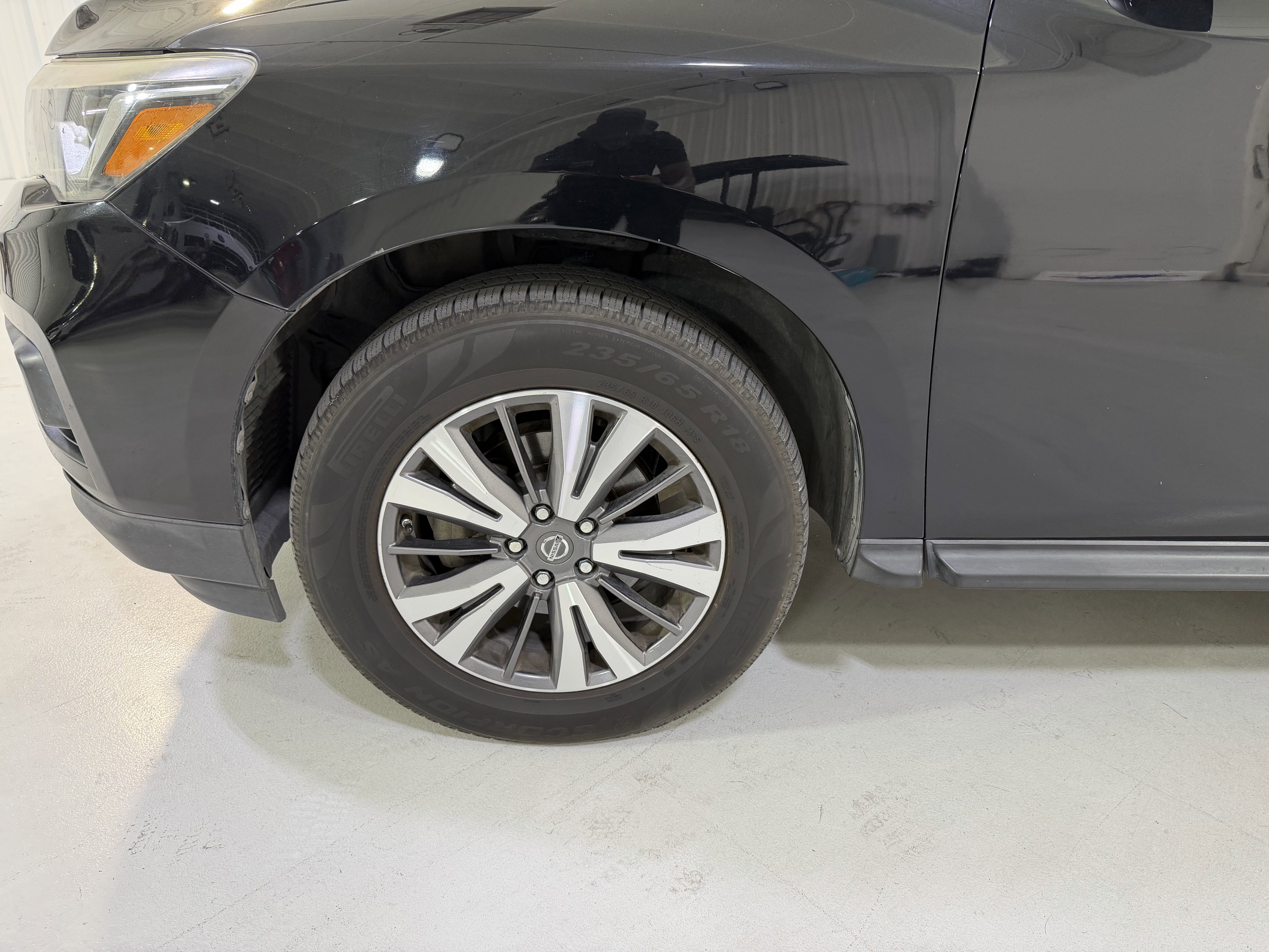 2017 Nissan Pathfinder SV