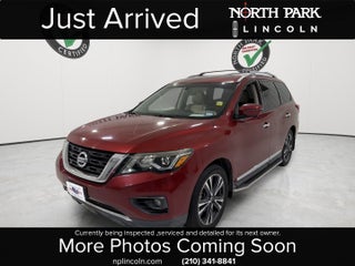 2018 Nissan Pathfinder Platinum