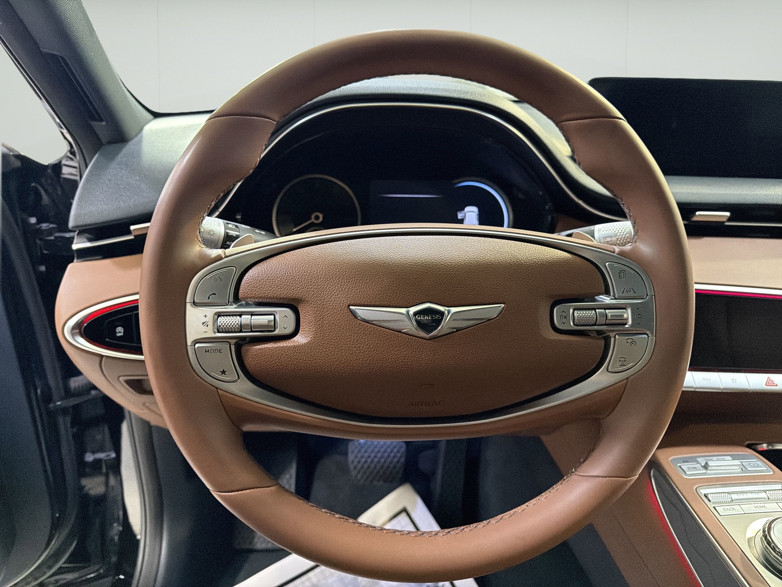 2025 Genesis GV70 2.5T