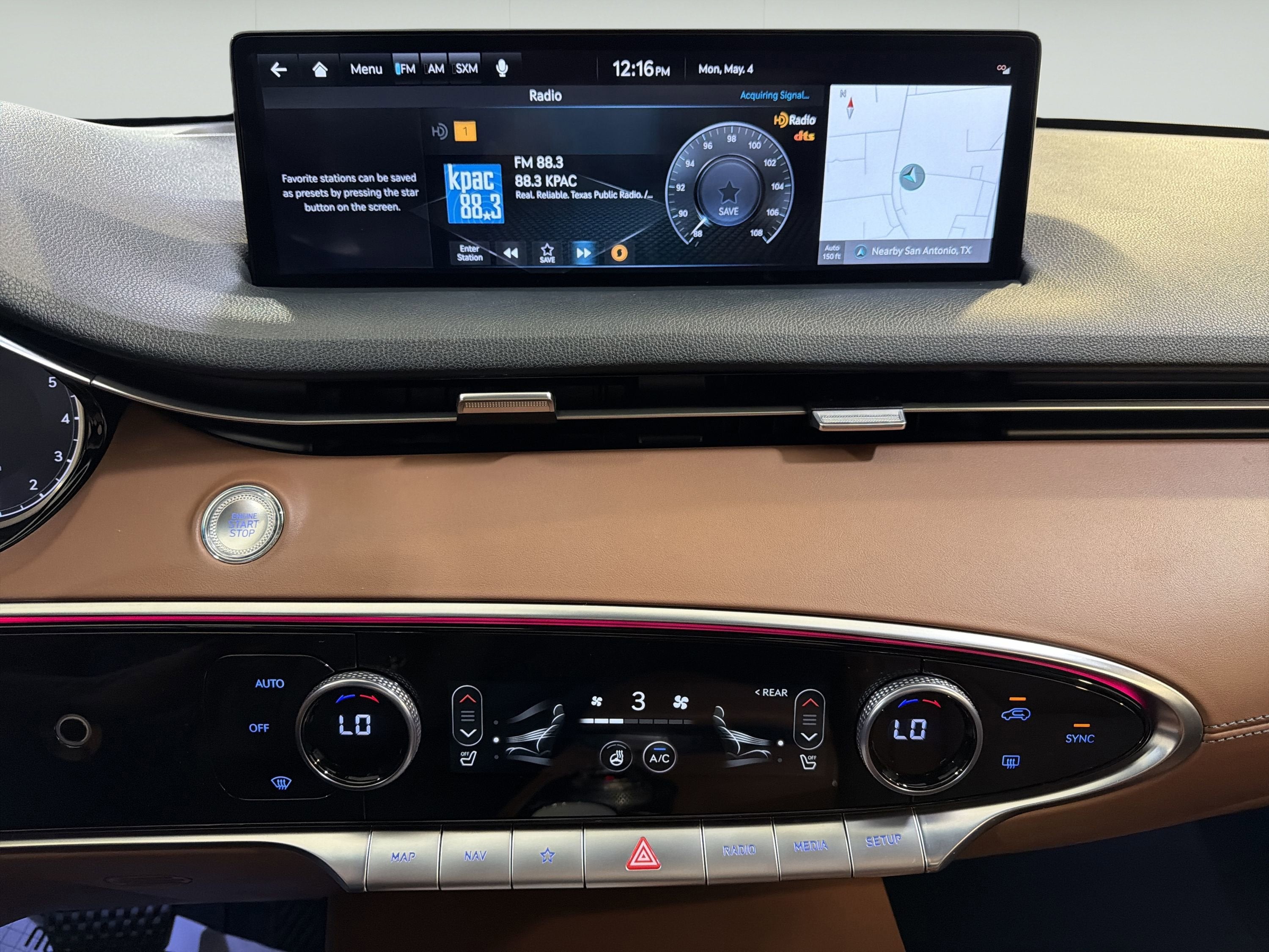 2025 Genesis GV70 2.5T