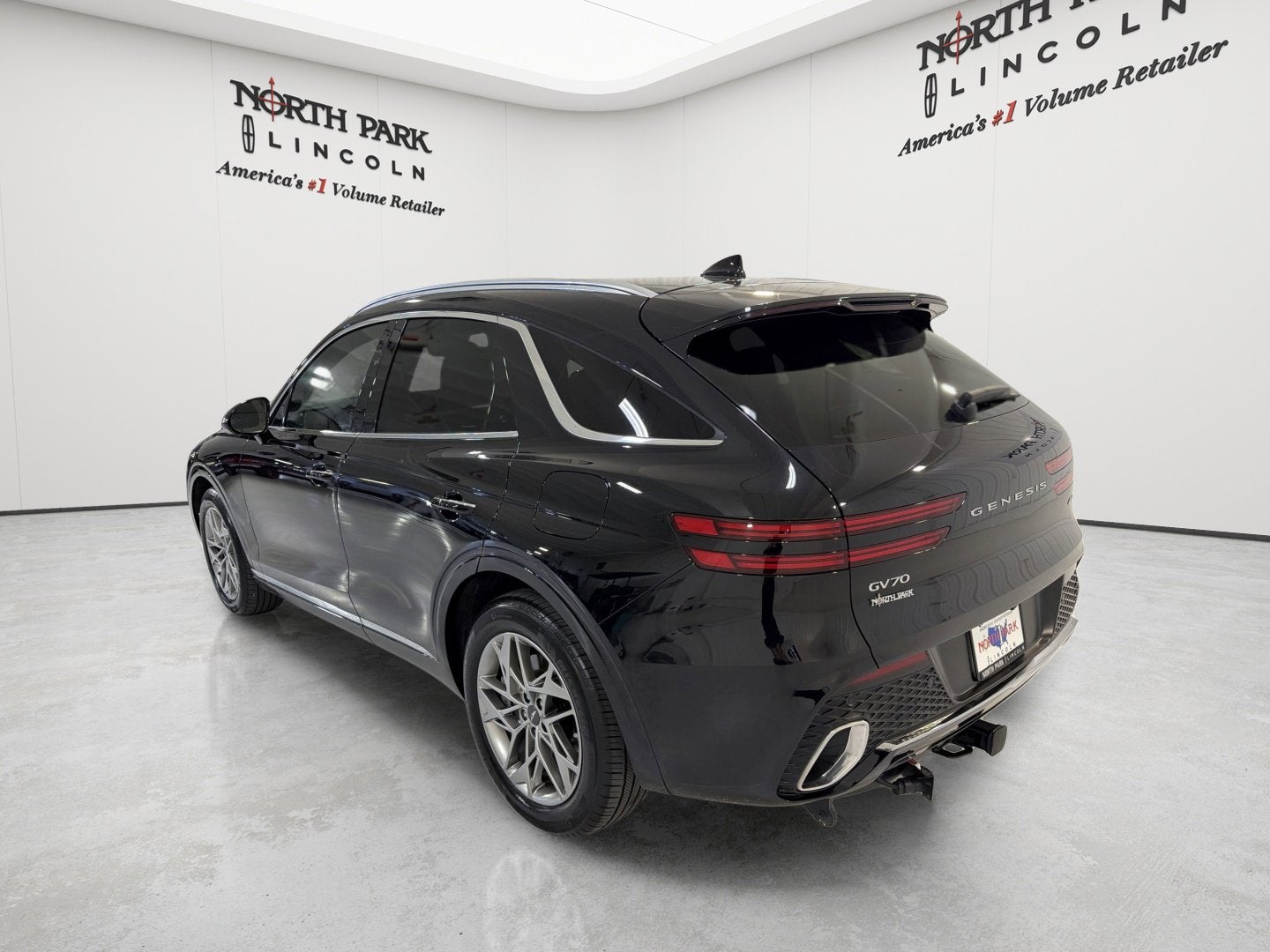 2025 Genesis GV70 2.5T