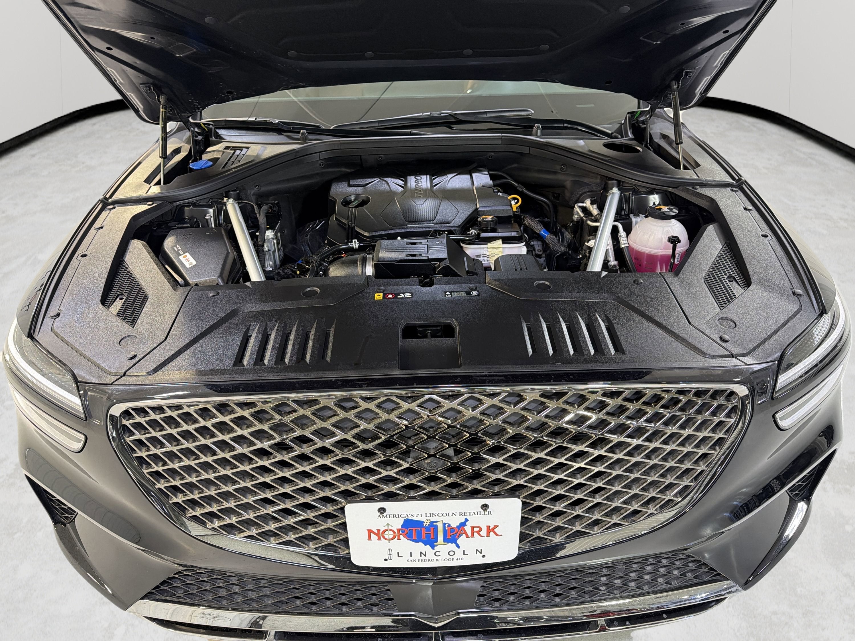 2025 Genesis GV70 2.5T