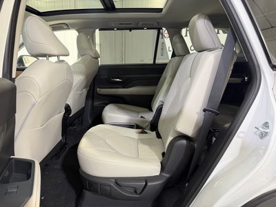 2024 Toyota Grand Highlander Platinum