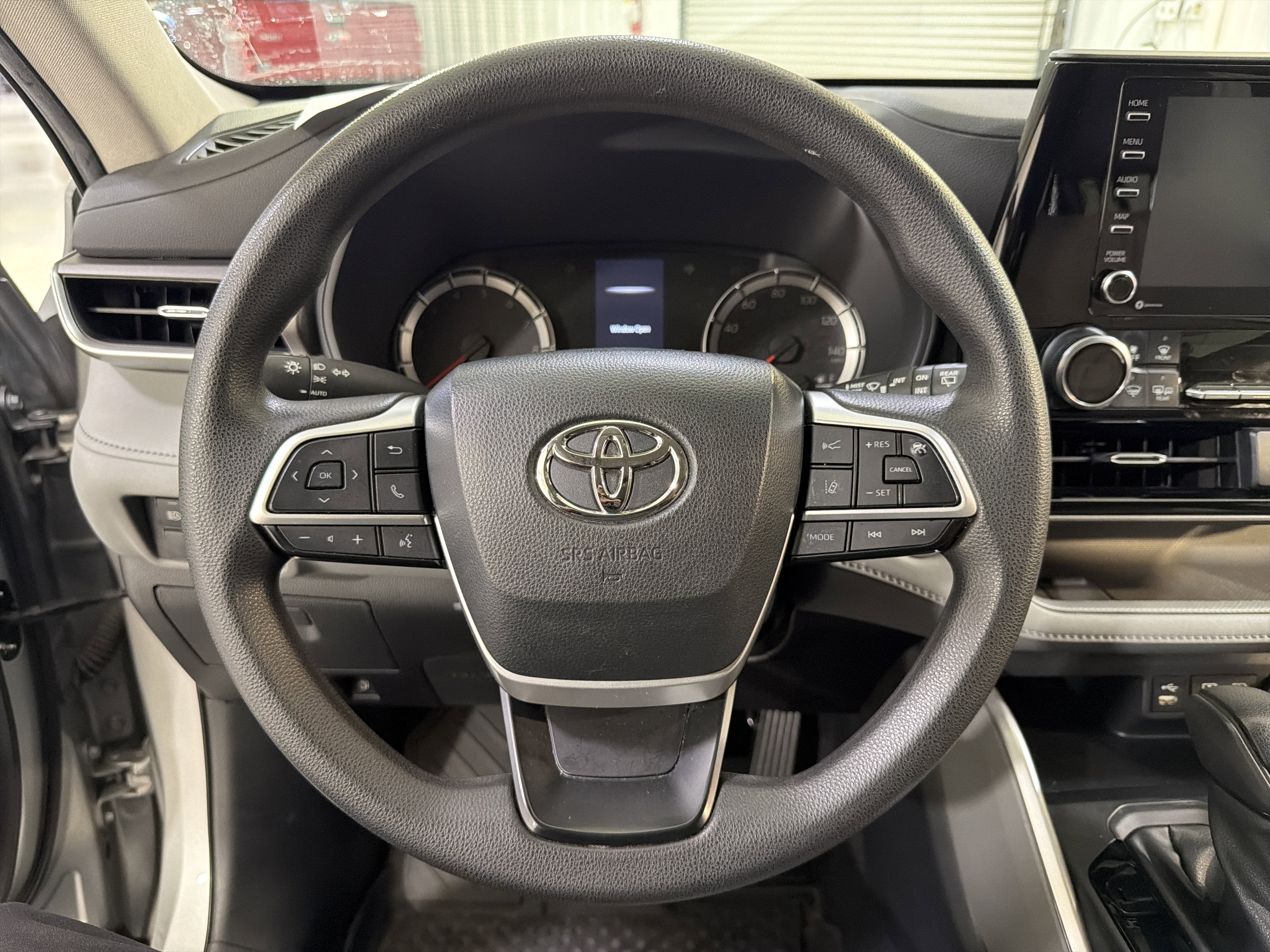 2022 Toyota Highlander L