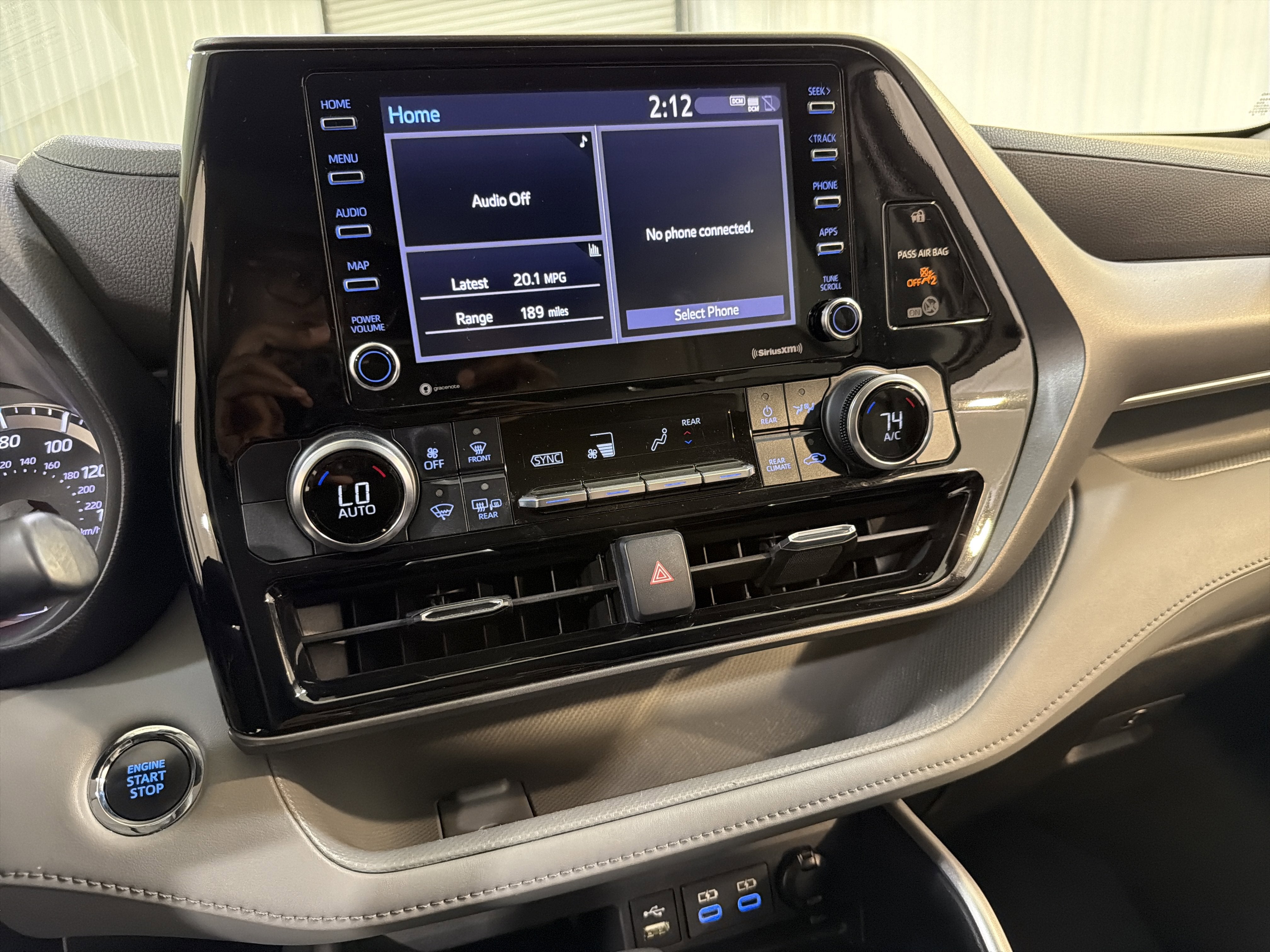2022 Toyota Highlander L