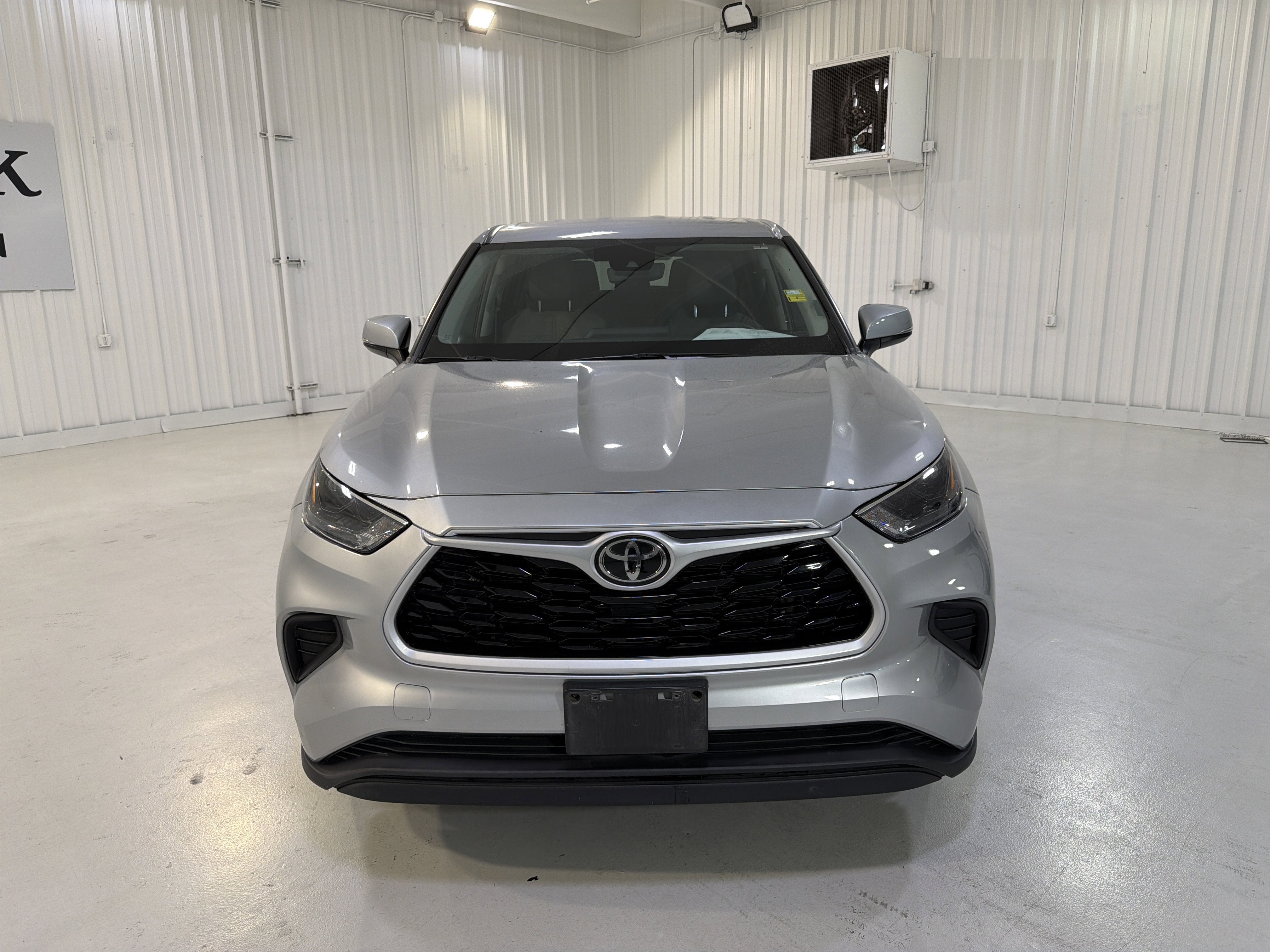 2022 Toyota Highlander L