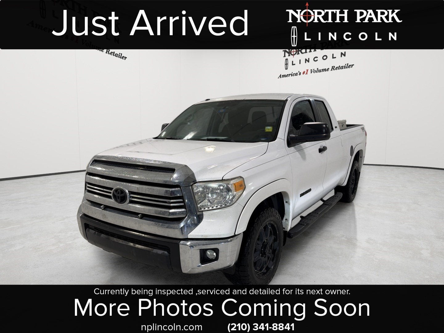 2016 Toyota Tundra 2WD Truck SR5