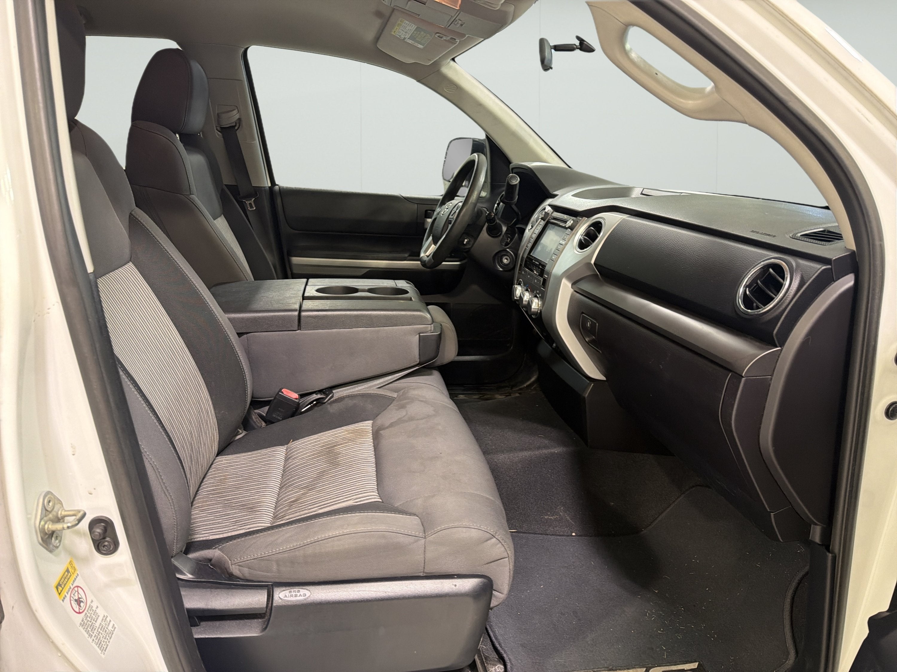 2016 Toyota Tundra 2WD Truck SR5