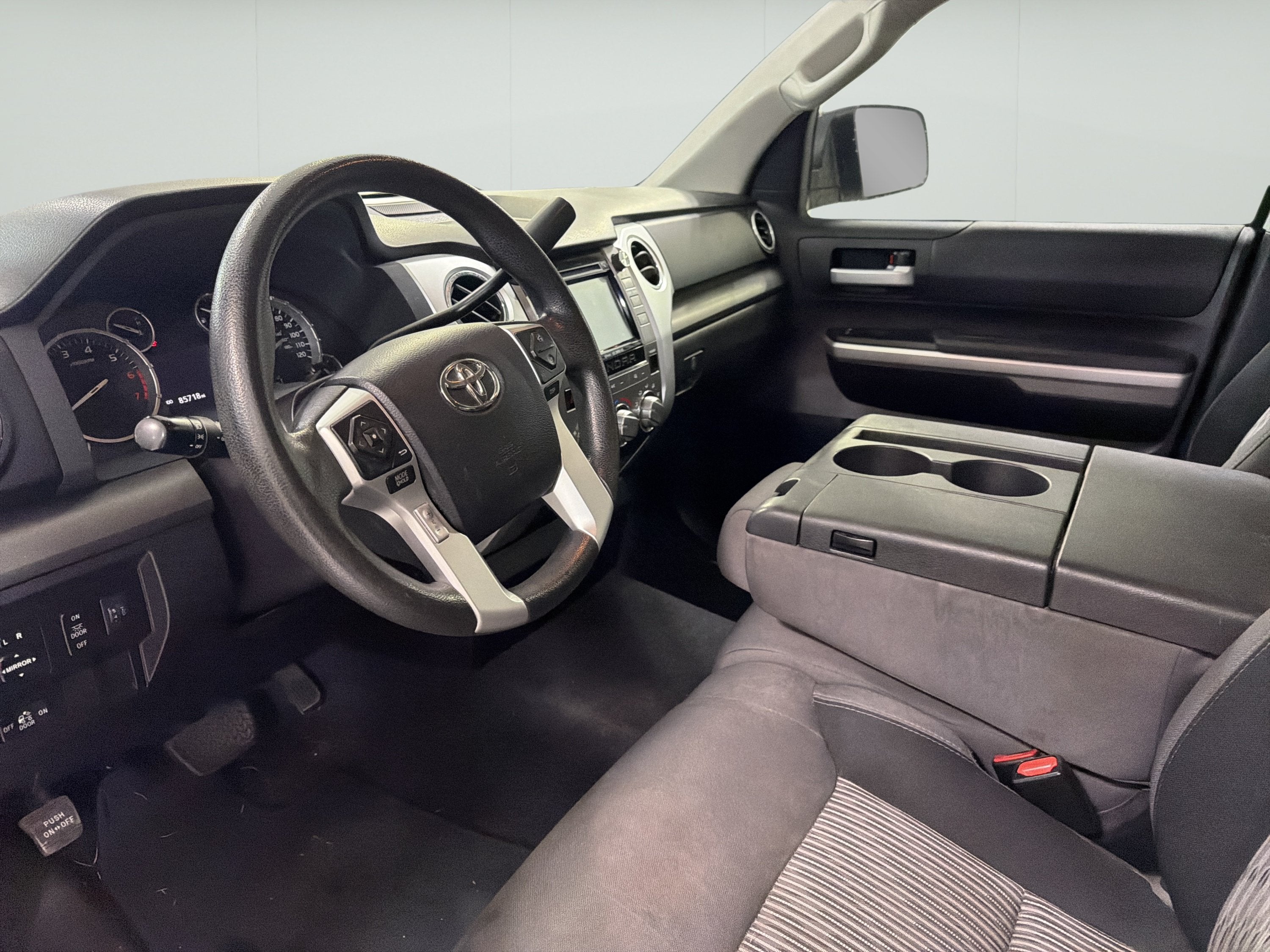 2016 Toyota Tundra 2WD Truck SR5