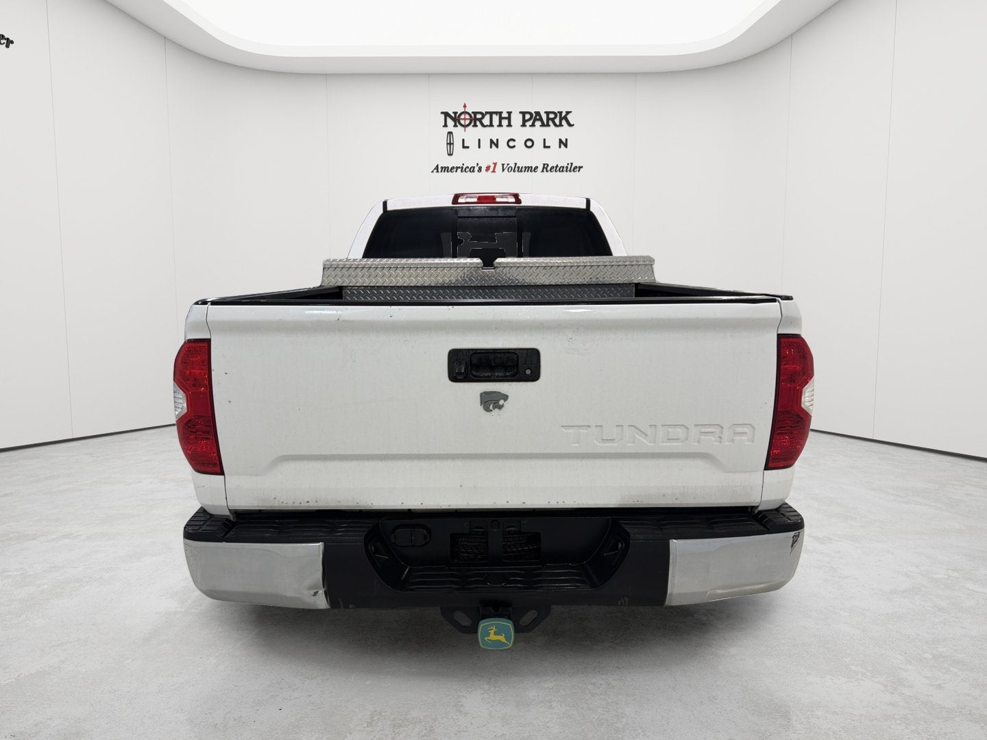2016 Toyota Tundra 2WD Truck SR5