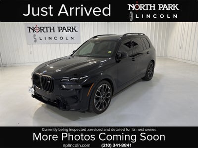 2023 BMW X7 M60i
