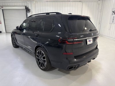 2023 BMW X7 M60i