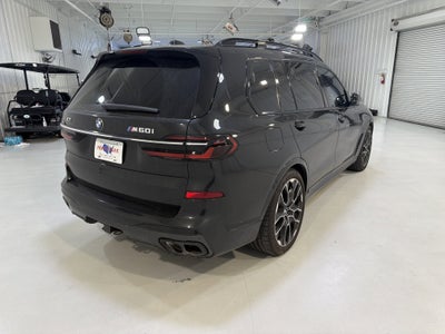 2023 BMW X7 M60i