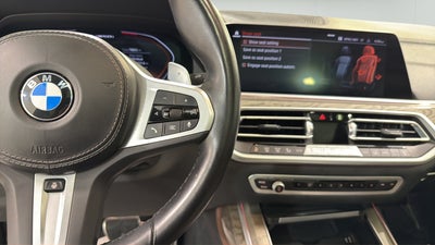2022 BMW X7 M50i