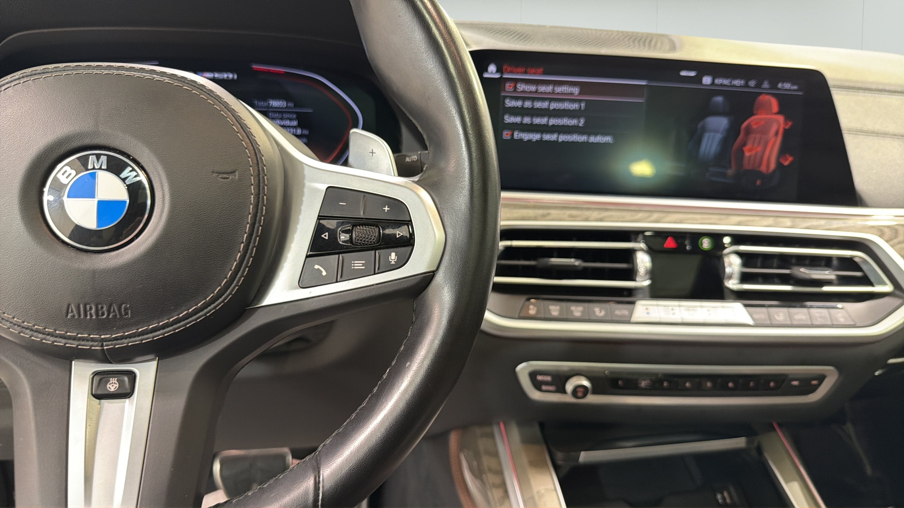 2022 BMW X7 M50i