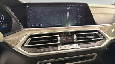 2022 BMW X7 M50i
