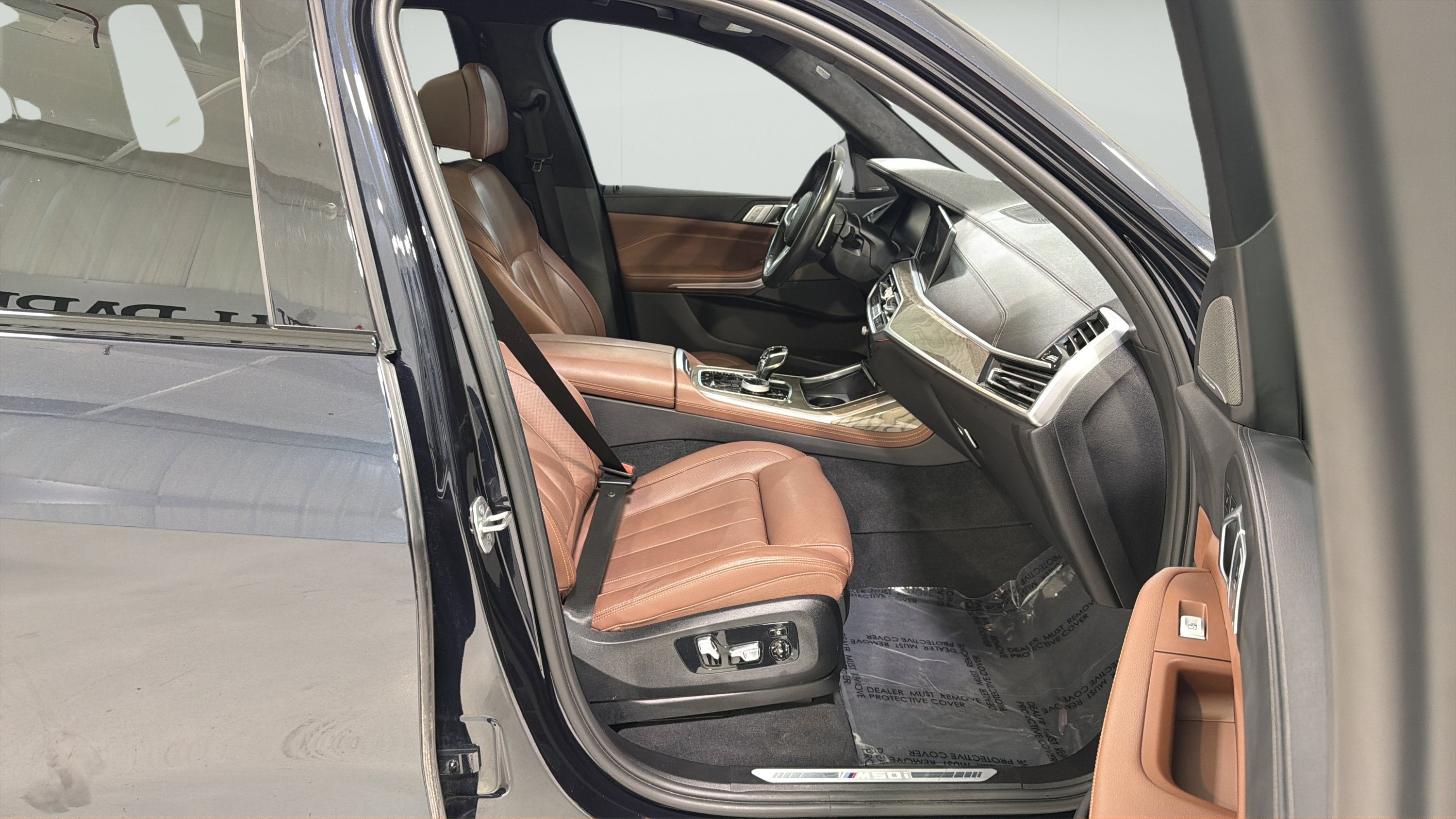 2022 BMW X7 M50i