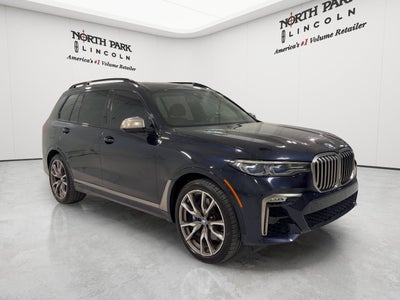 2022 BMW X7 M50i