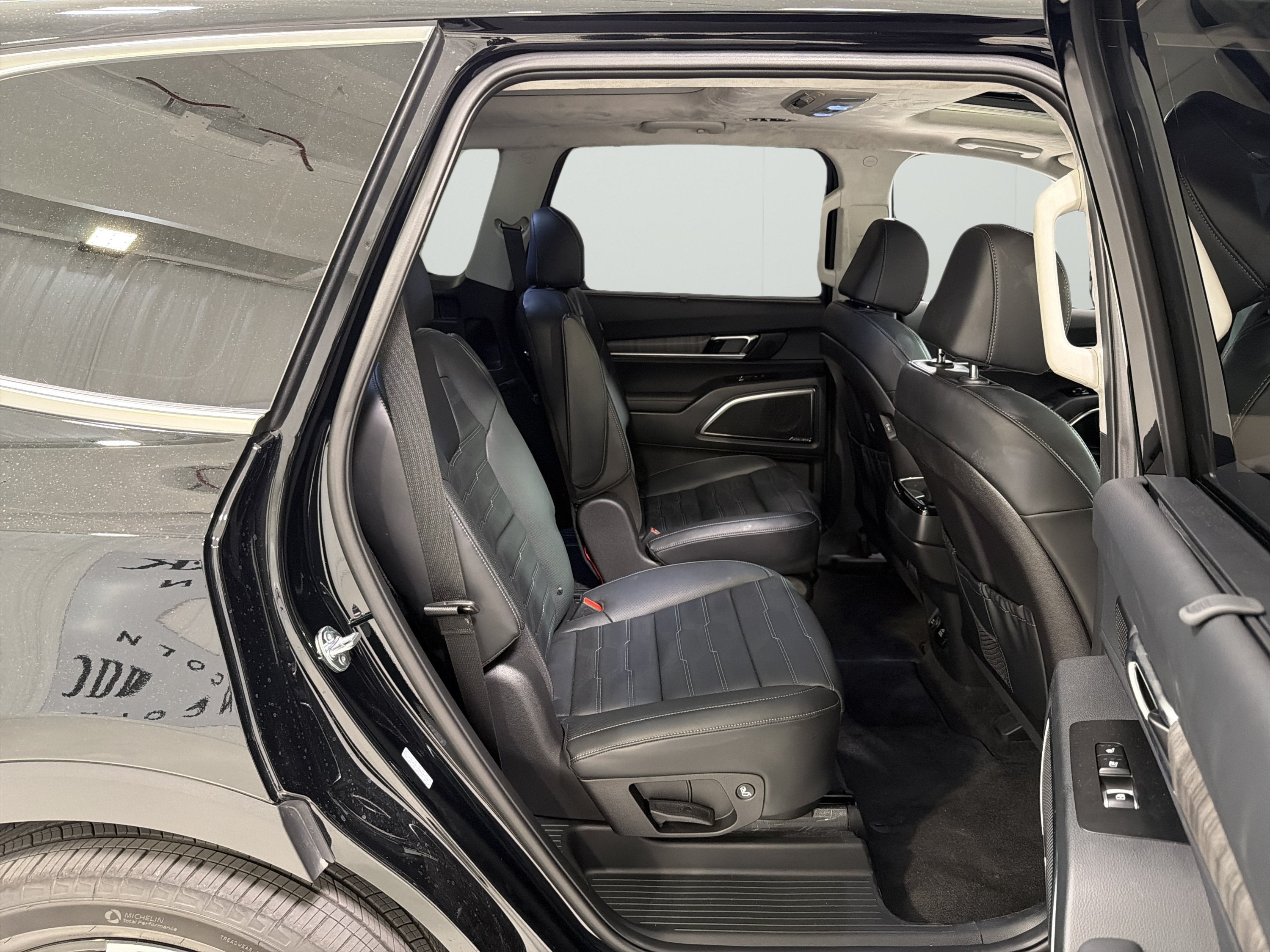 2025 Kia Telluride SX-Prestige