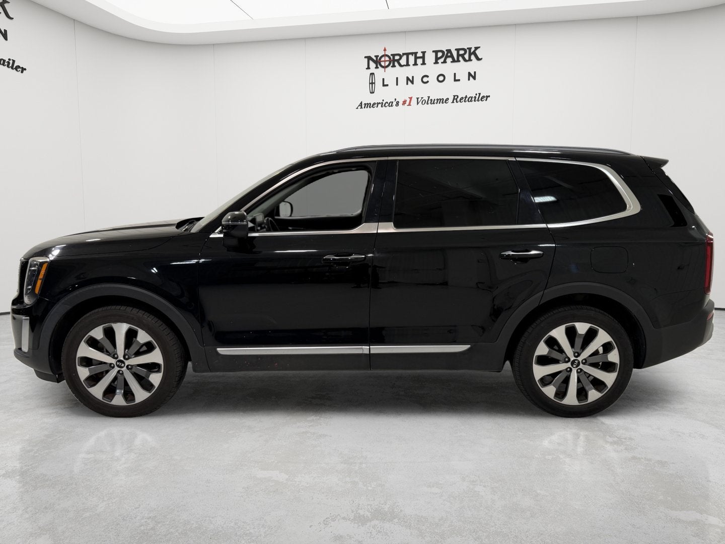 2020 Kia Telluride S