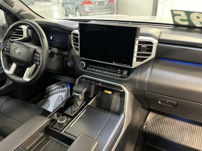 2024 Toyota Sequoia Platinum