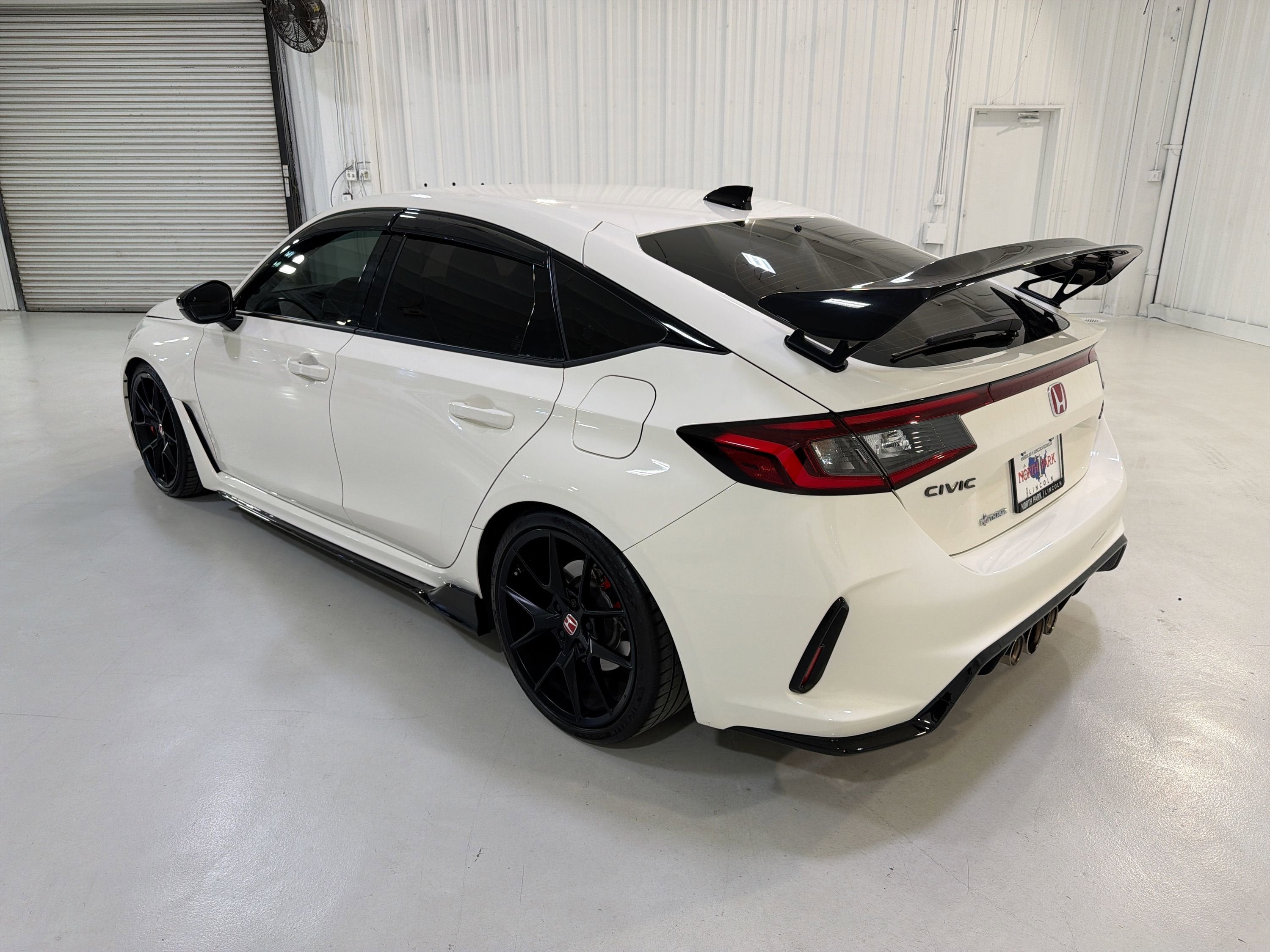 2023 Honda Civic Type R Base