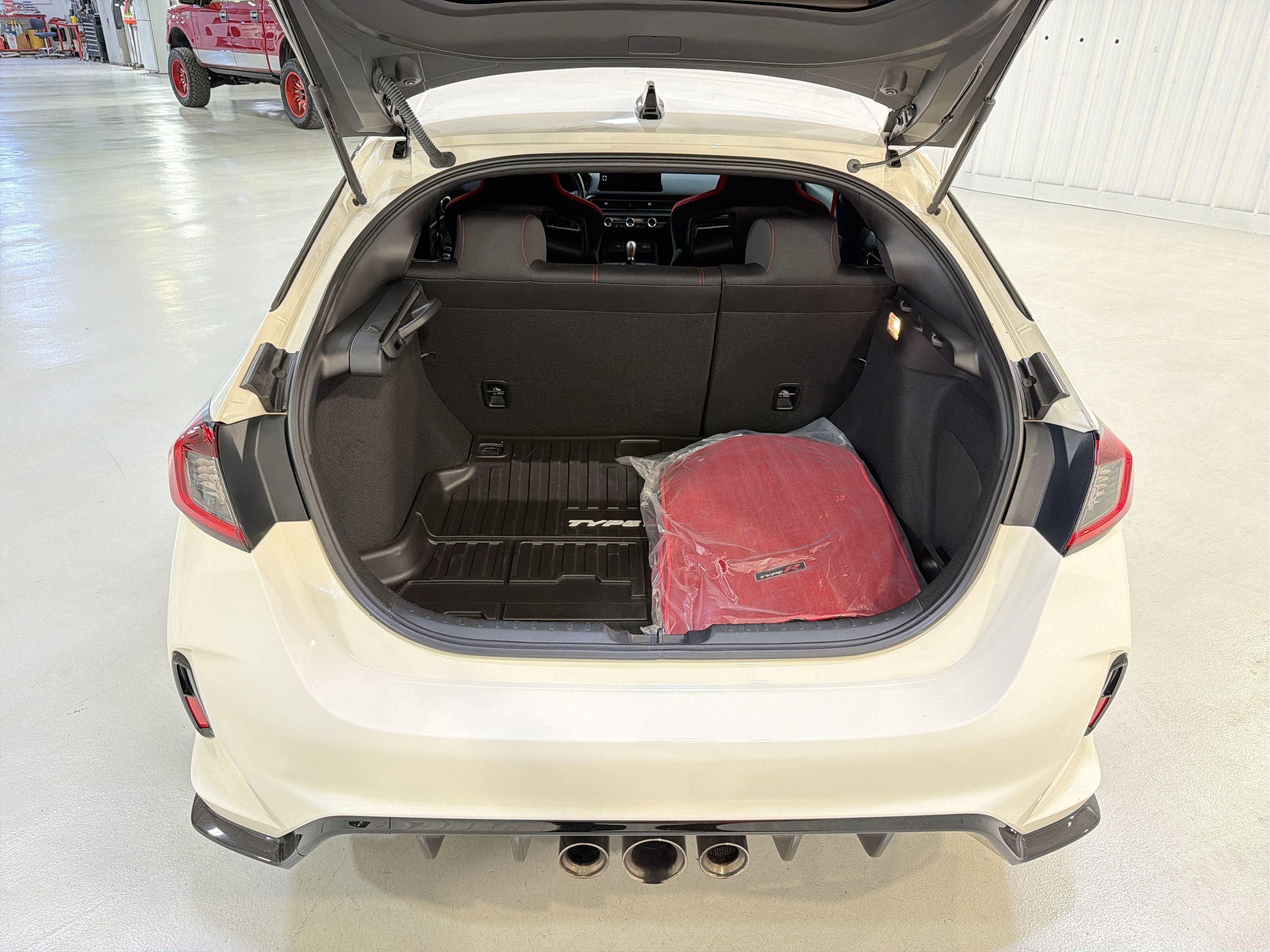 2023 Honda Civic Type R Base