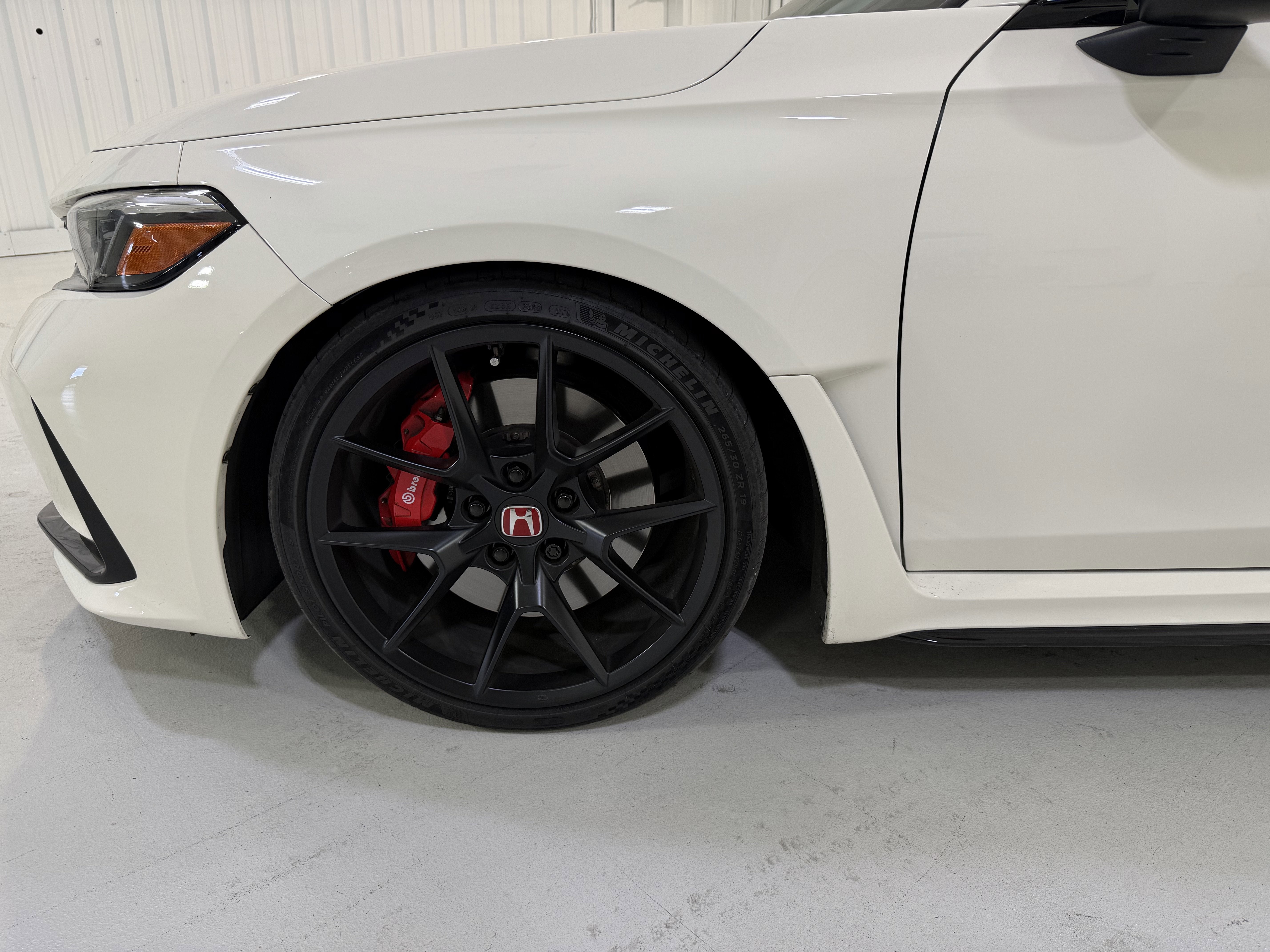 2023 Honda Civic Type R Base